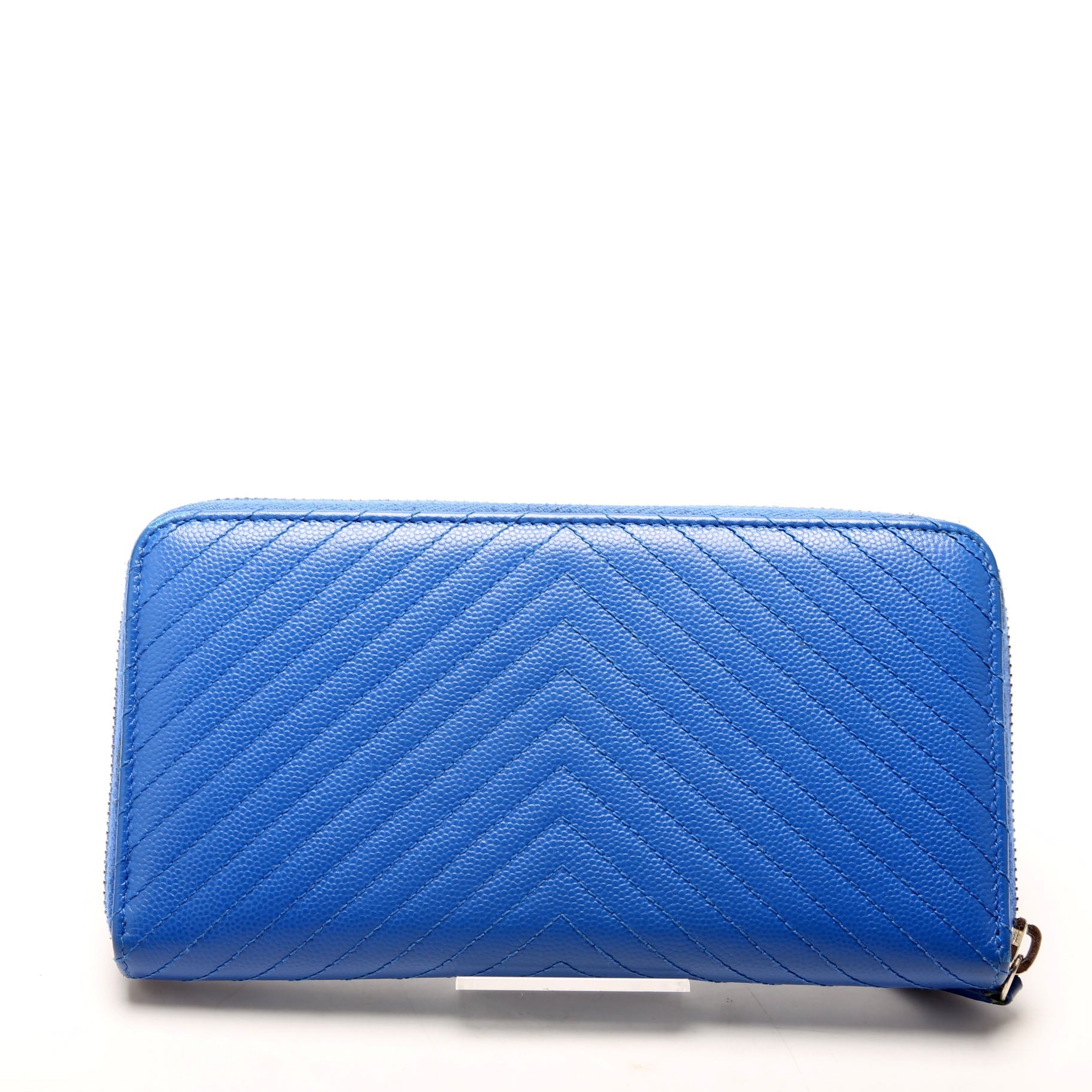 Chanel Chevron Zip Around Wallet Blue