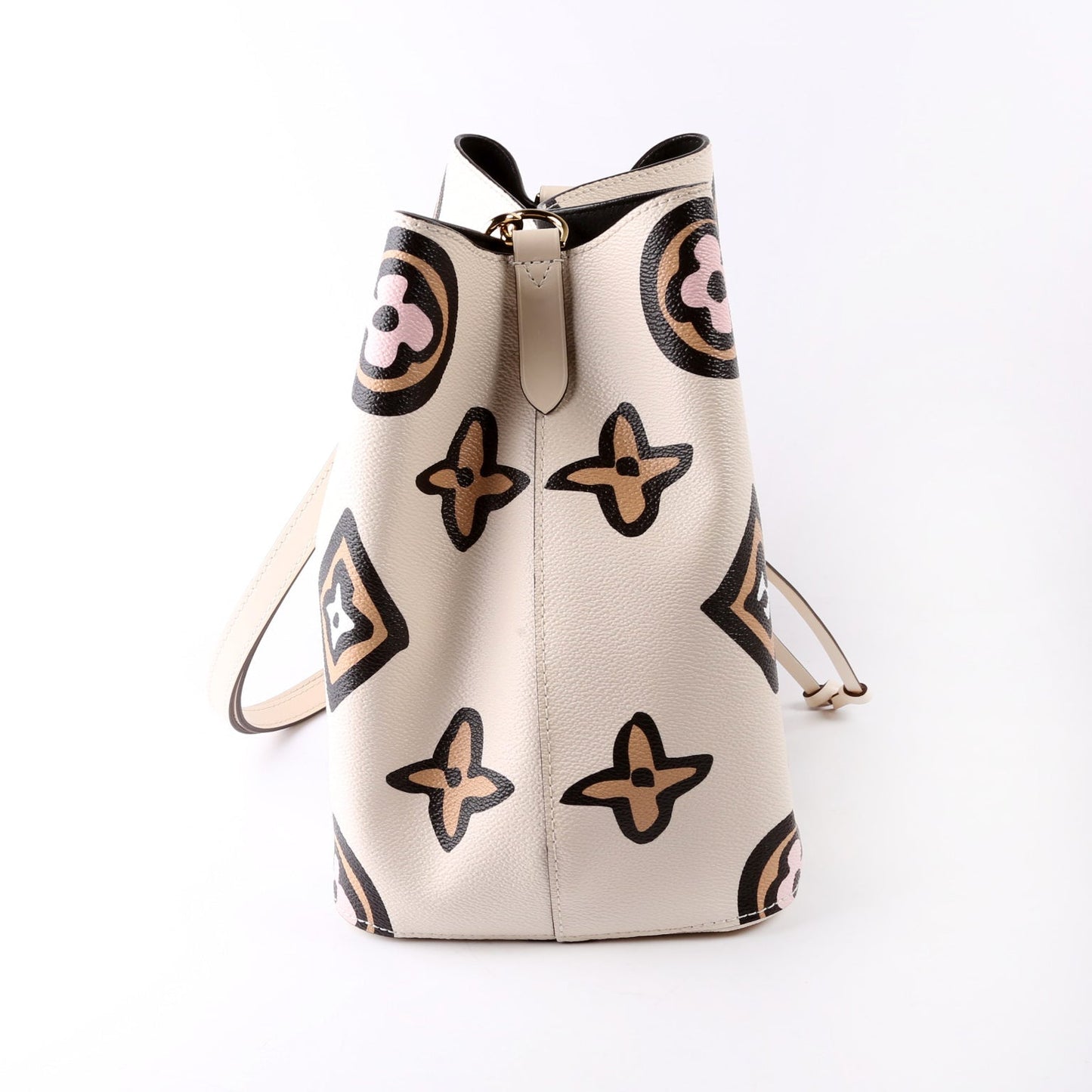 Louis Vuitton Neonoe Wilde at Heart Giant Monogram Handbag