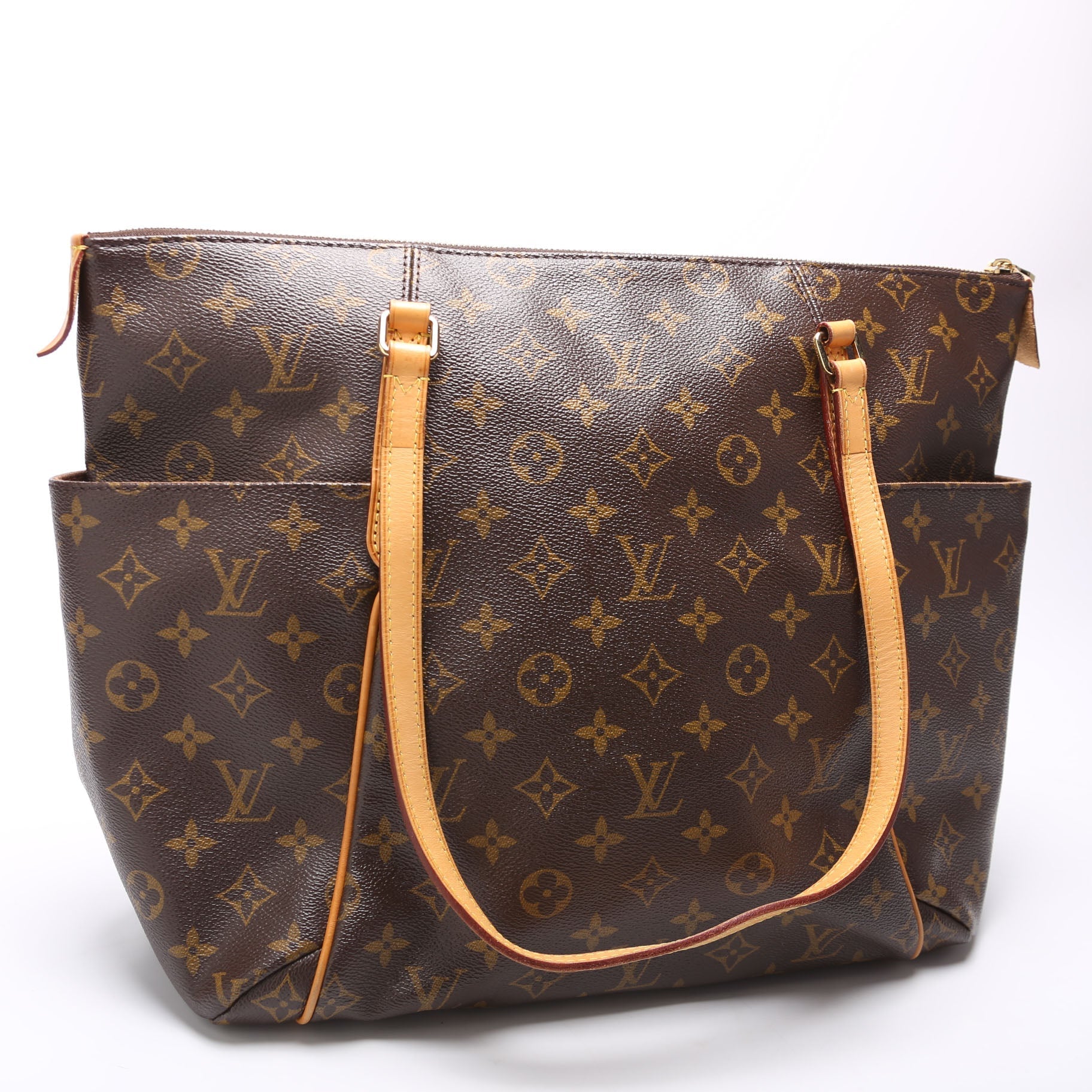 Louis Vuitton Totally Monogram MM Handbag Monogram 24
