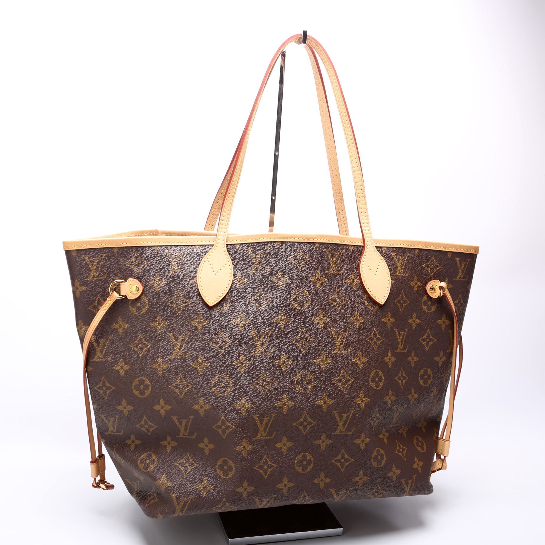 Louis Vuitton Neverfull MM Monogram Tote Bag Monogram 94