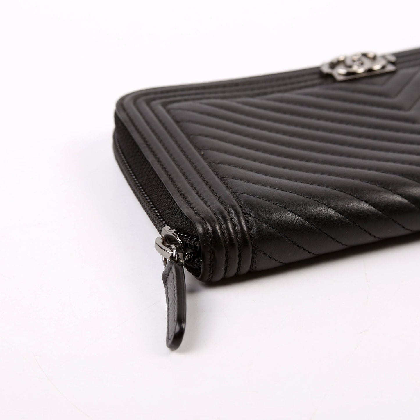 Chanel Boy Wallet Zip Around Chevron Lambskin 21M