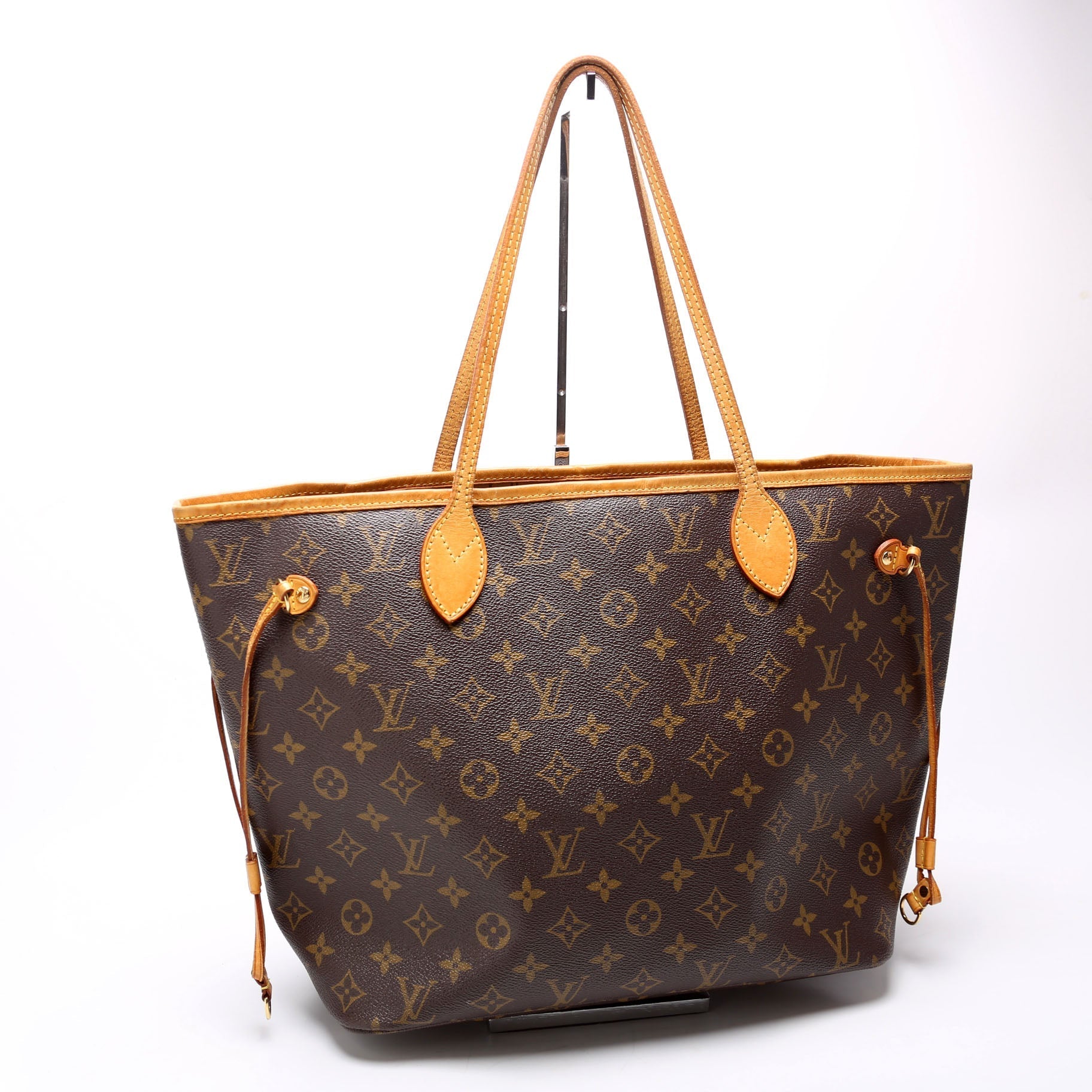 Louis Vuitton Neverfull MM Monogram Tote Bag Monogram 98