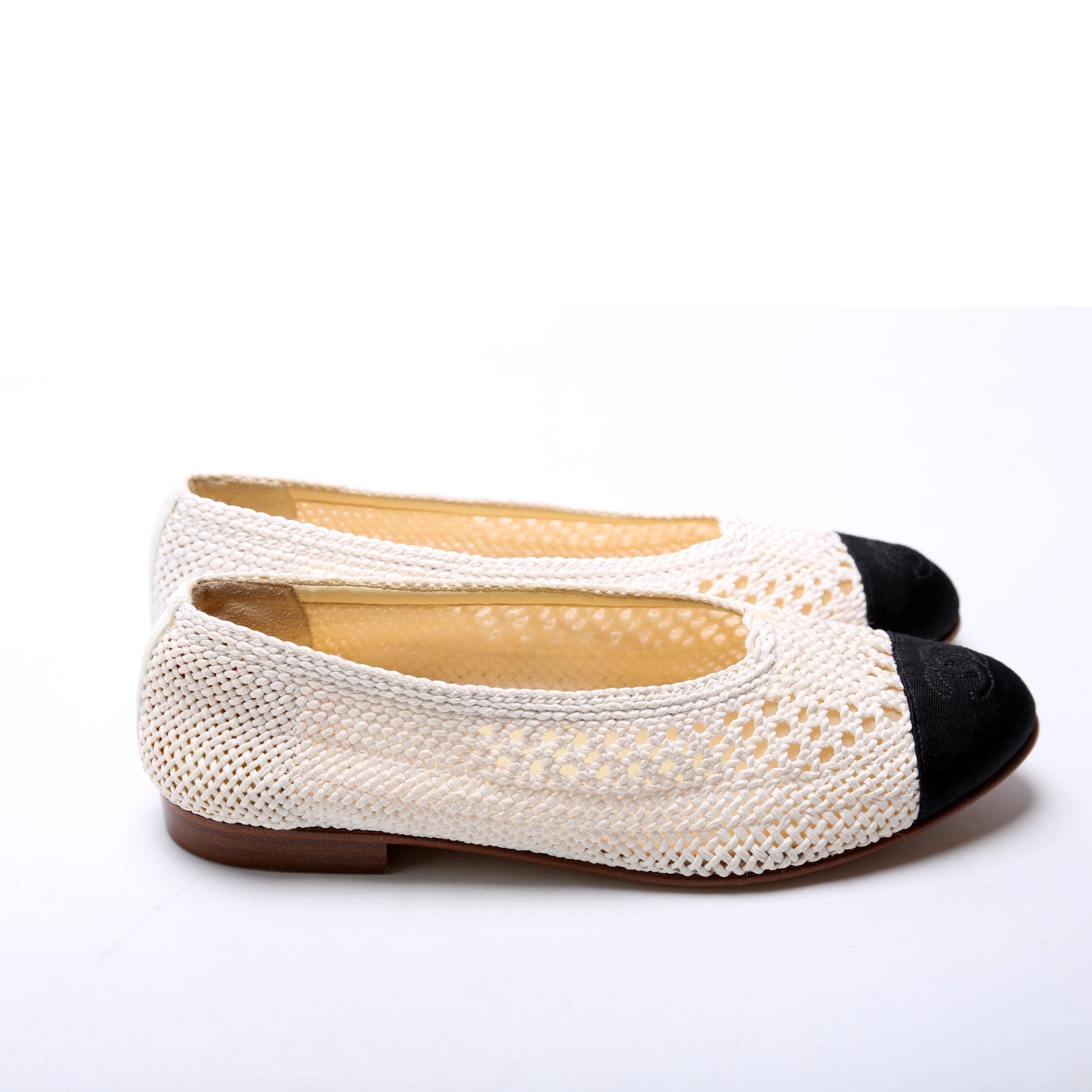 Chanel Crochet Cap Toe Ballet Flats Size 36.5 White/Black
