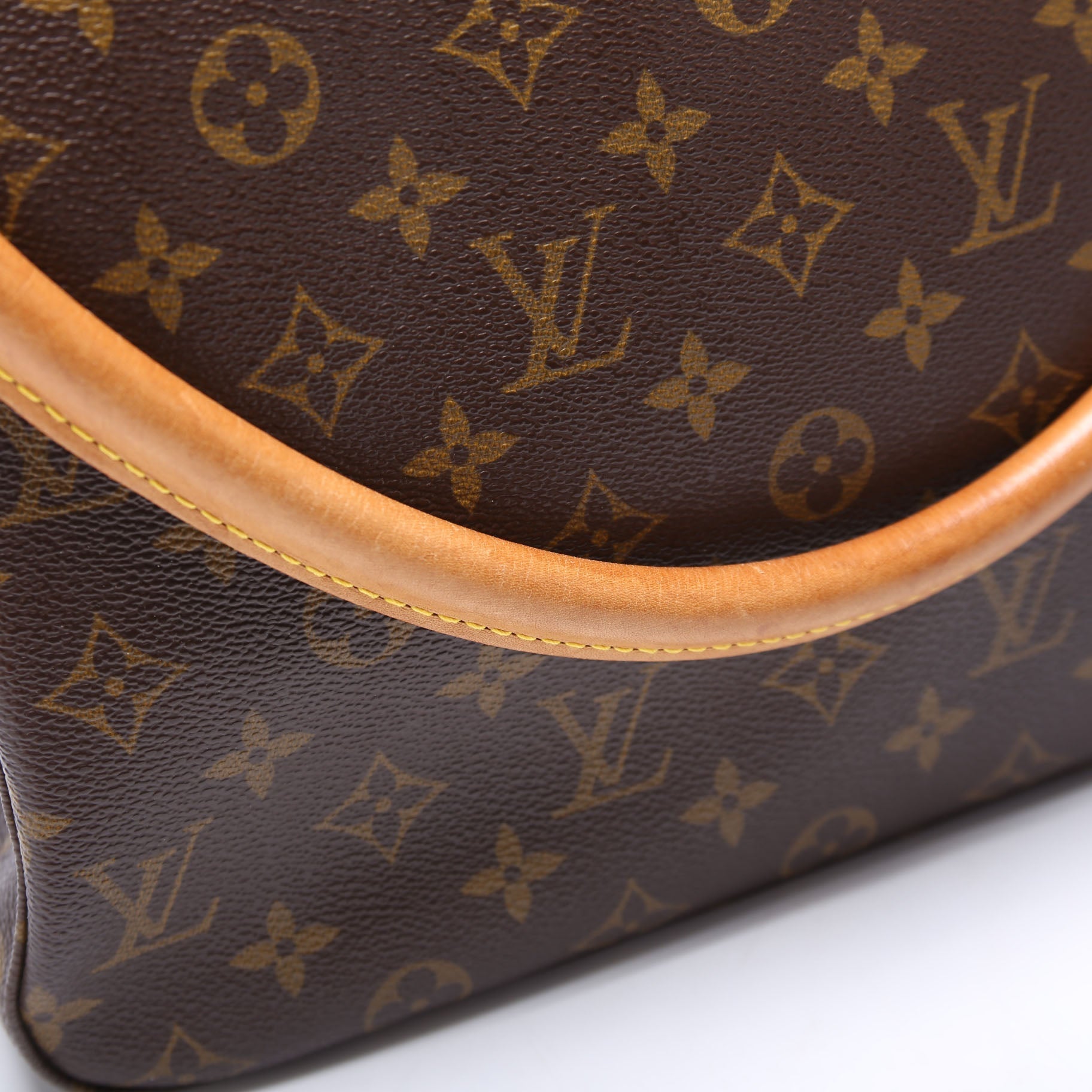 Louis Vuitton Looping GM Monogram Handbag Monogram 25