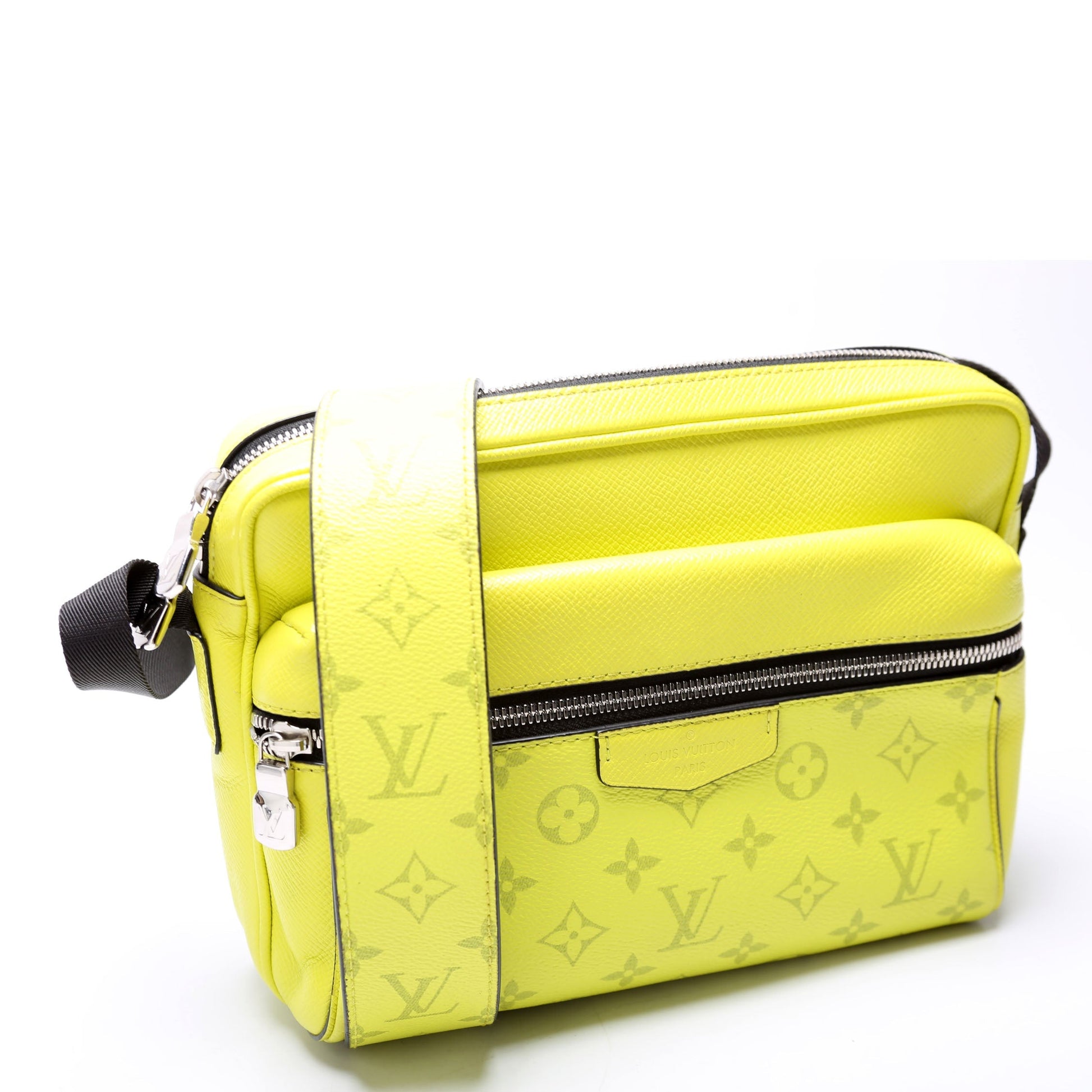 Louis Vuitton Outdoor Messenger Tiagarama Crossbody Bag Tiagarama 1
