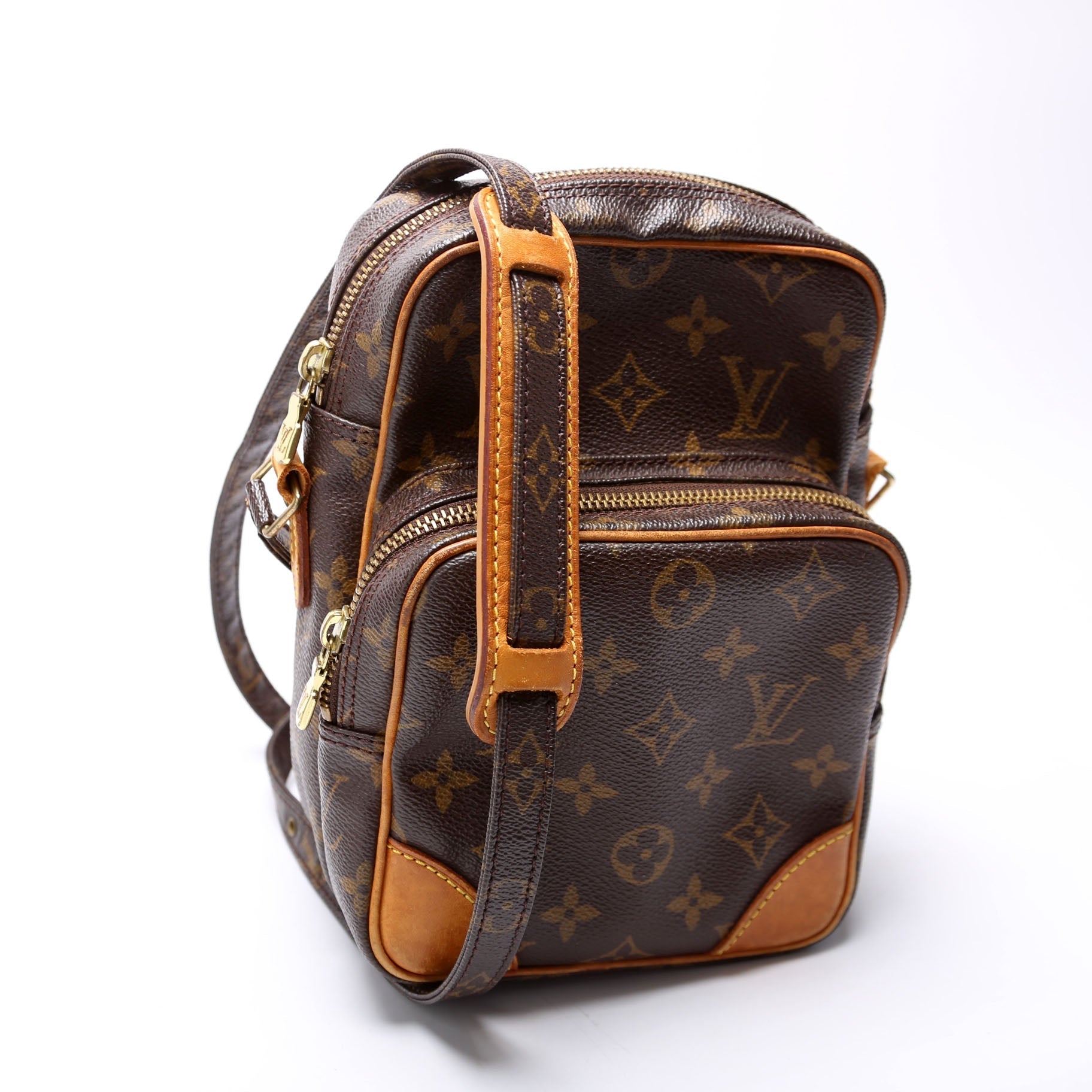 Louis Vuitton Amazone Monogram Brown Handbag Brown 1
