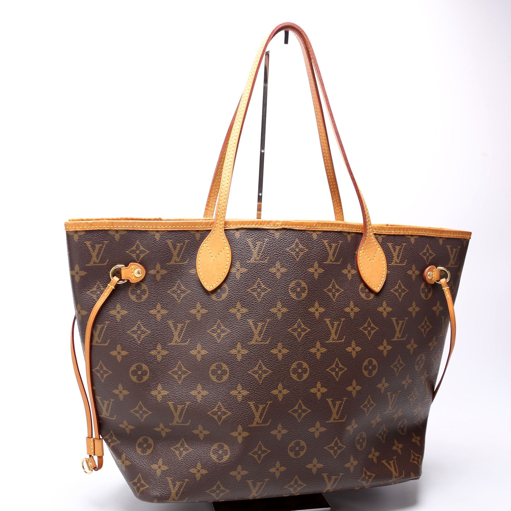 Louis Vuitton Neverfull MM Monogram Beige Tote Bag Beige 3