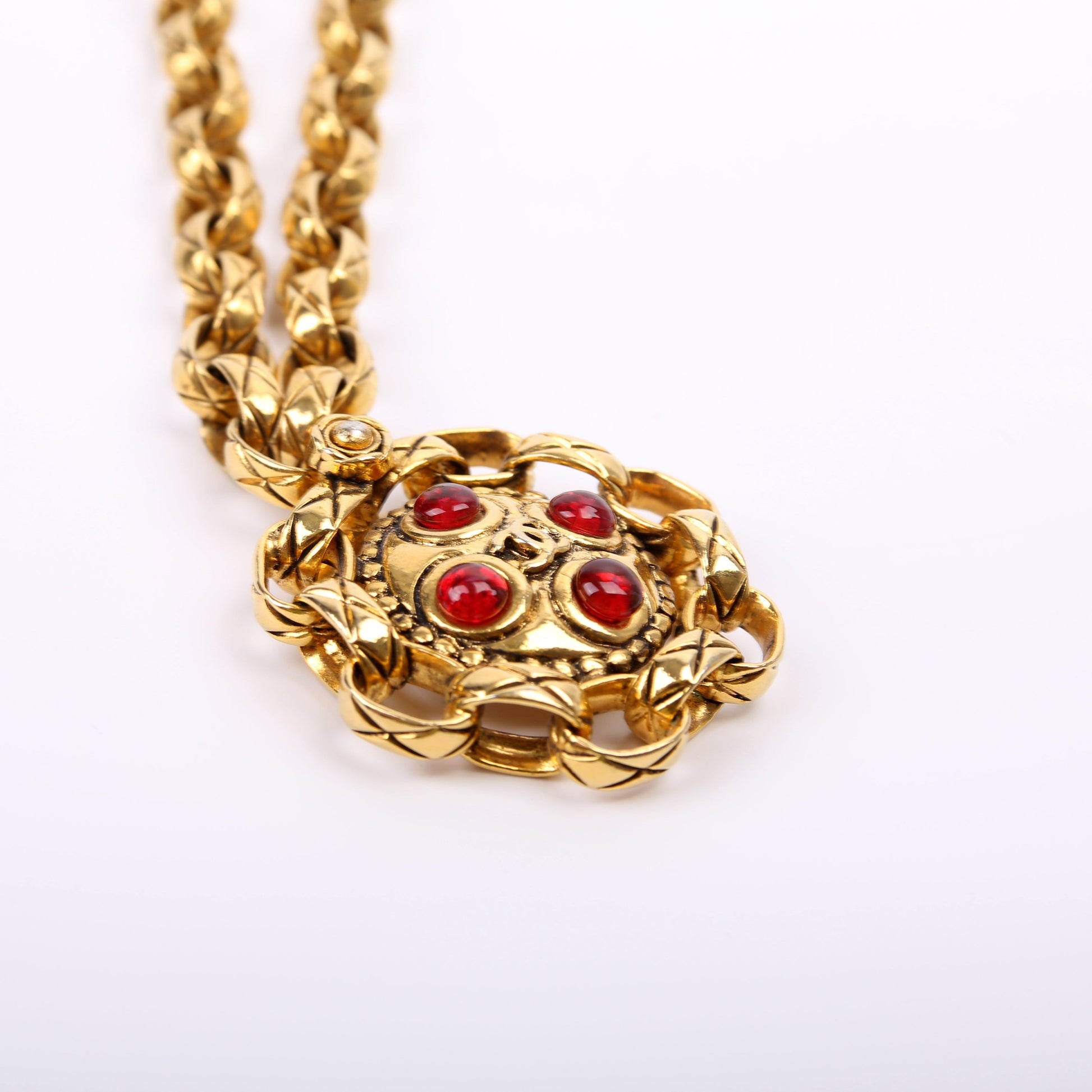 Chanel Gripoix Medallion Links  