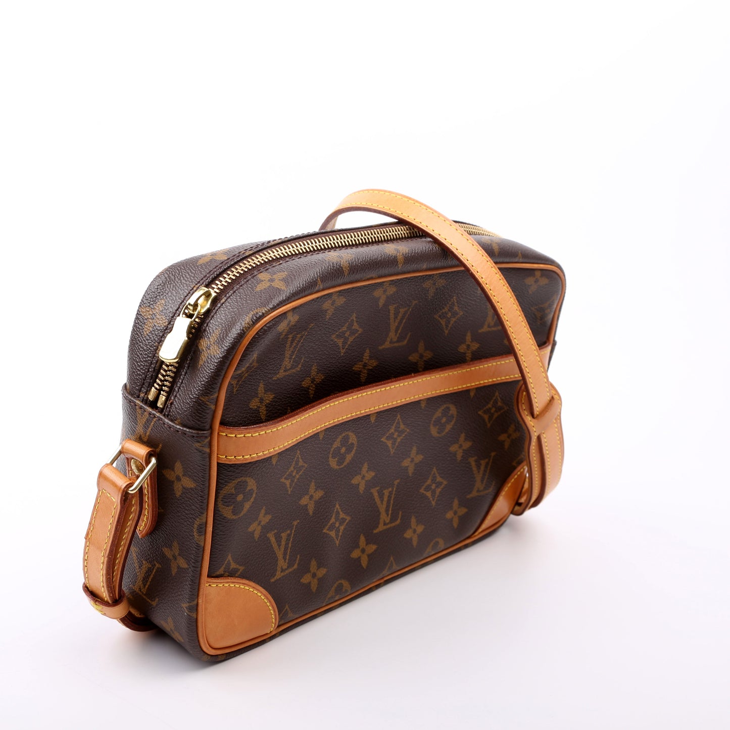 Louis Vuitton Trocadero 27 Monogram Handbag Monogram 35