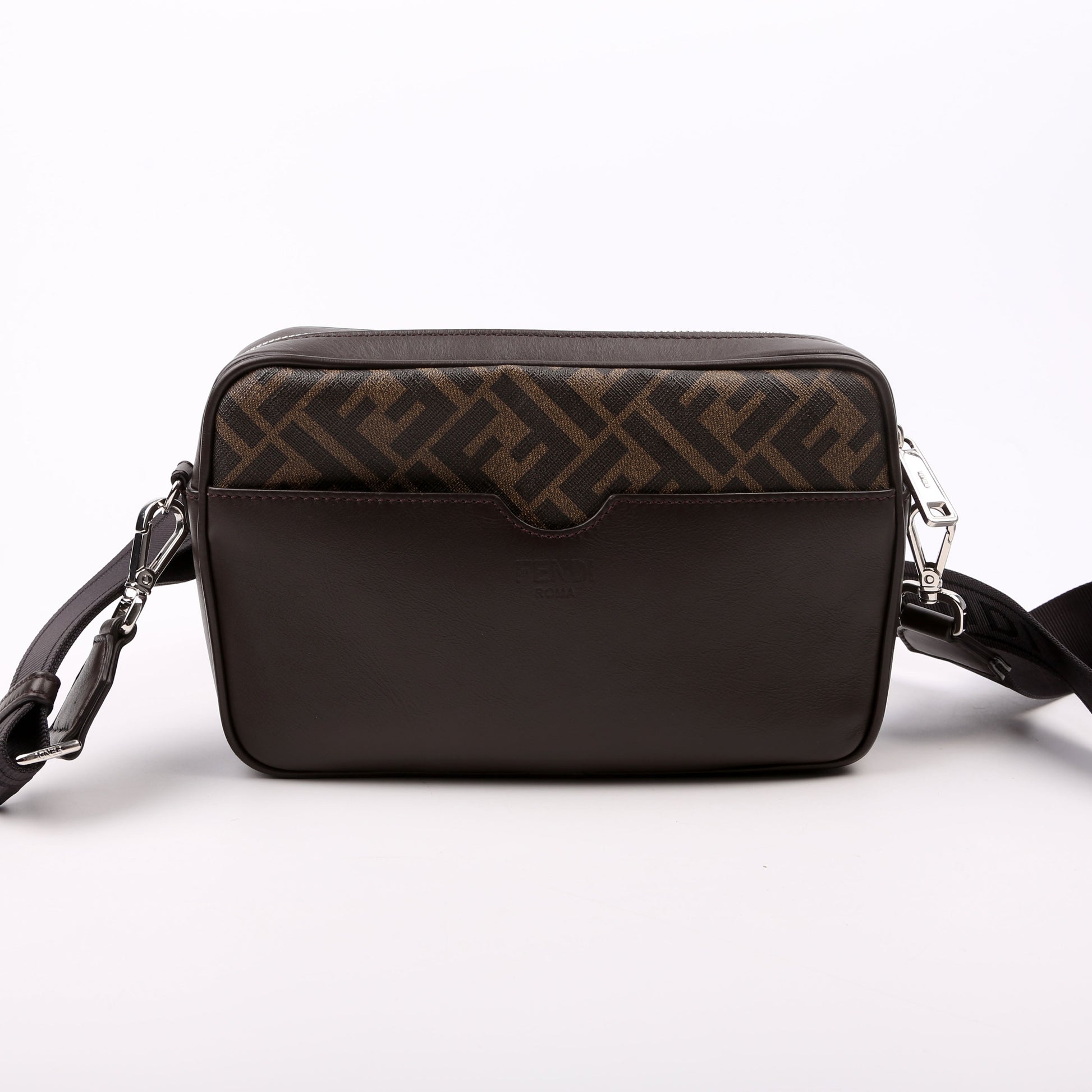 Fendi 7M0286 Zucca Roma Camera Case Bag Leather Brown Logo Travel Bag