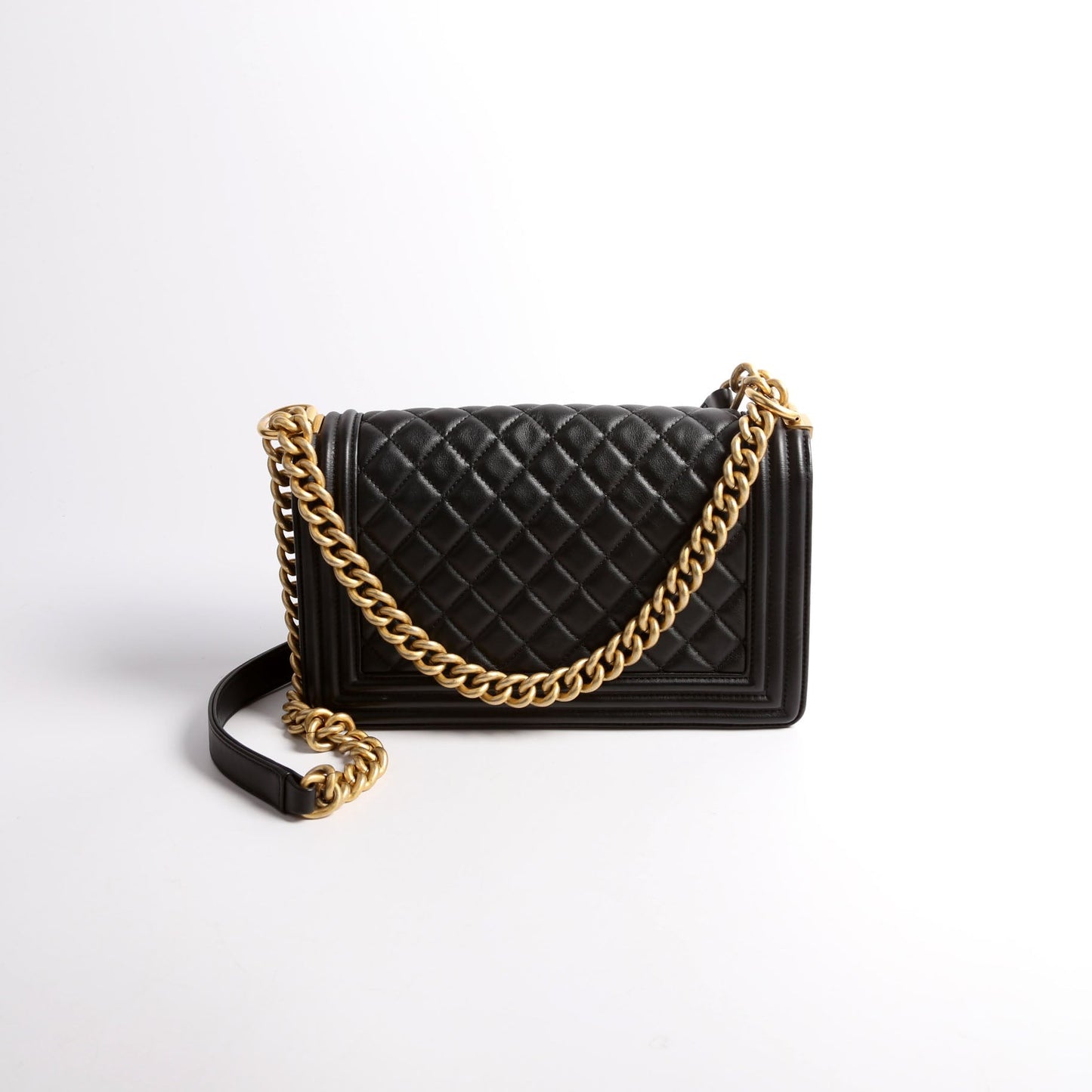Chanel Boy Flap Old Lambskin 25-28M Black Handbag