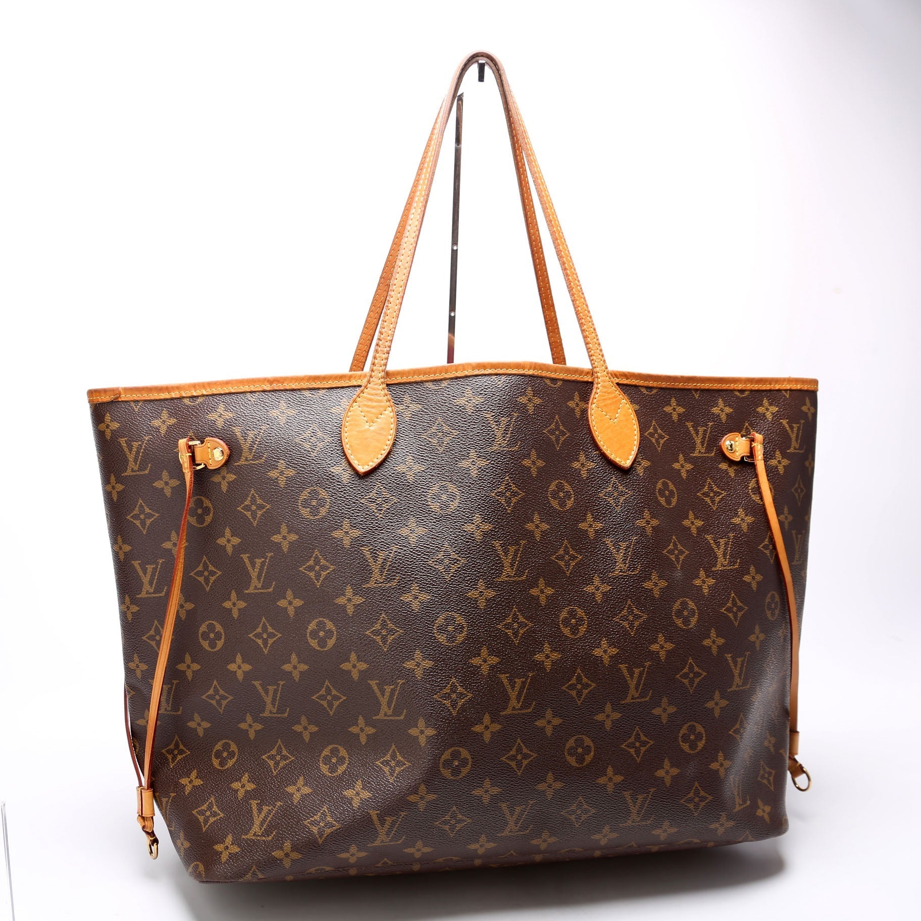 Louis Vuitton Neverfull GM Monogram Tote Bag Monogram 62