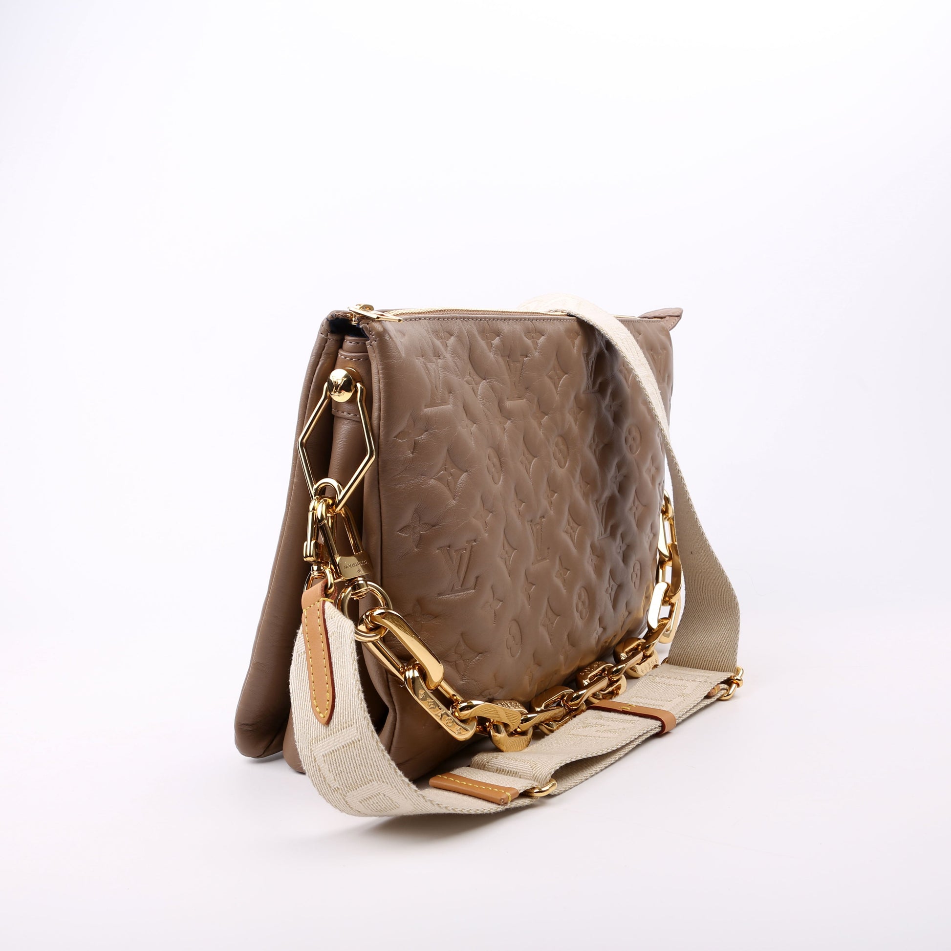 Louis Vuitton Coussin MM Taupe Lambskin Handbag