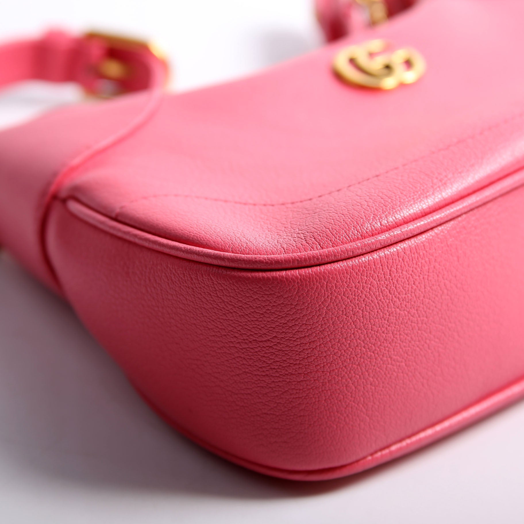 Gucci Aphrodite Small Shoulder Bag Leather Pink