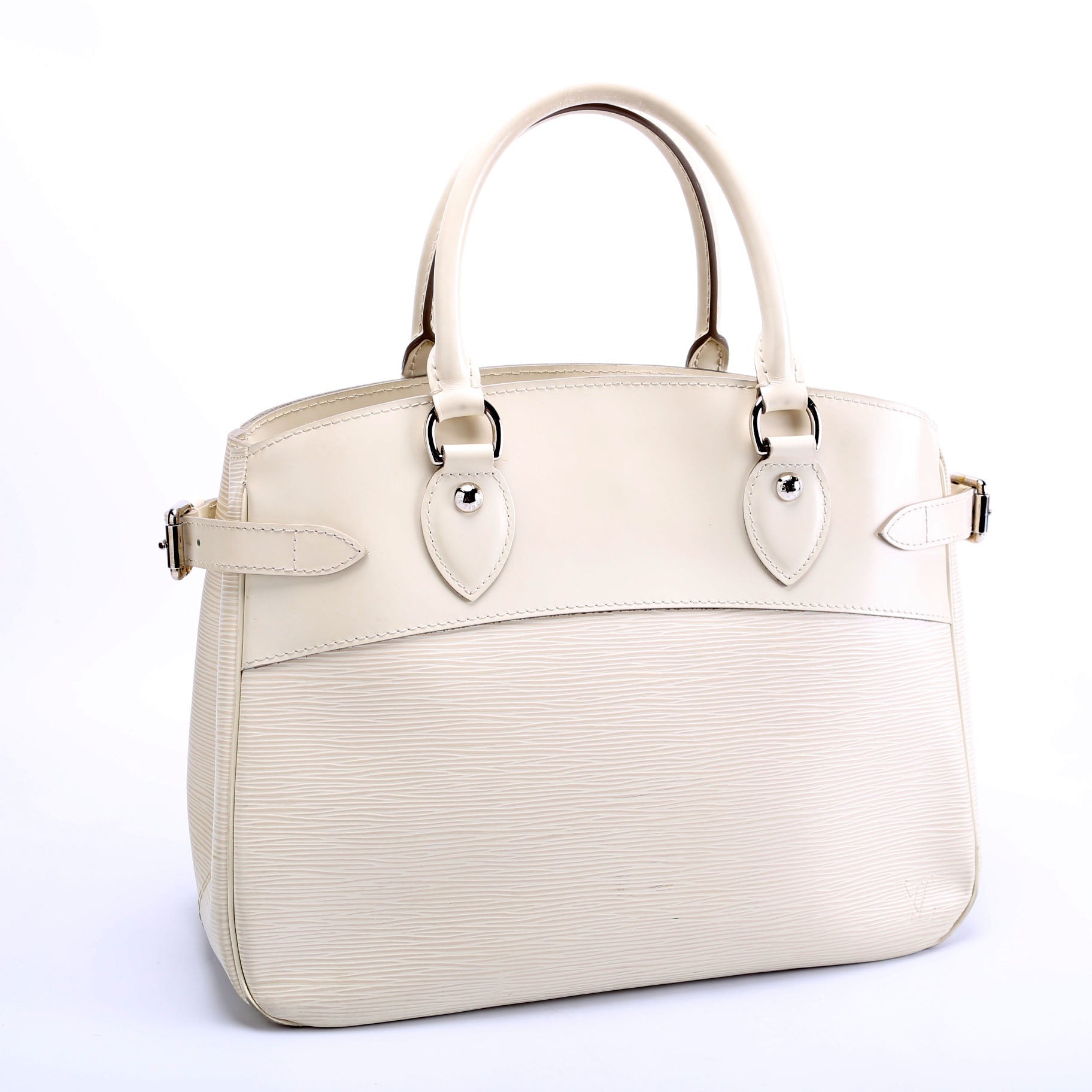 Louis Vuitton Passy PM Epi White Handbag White 1