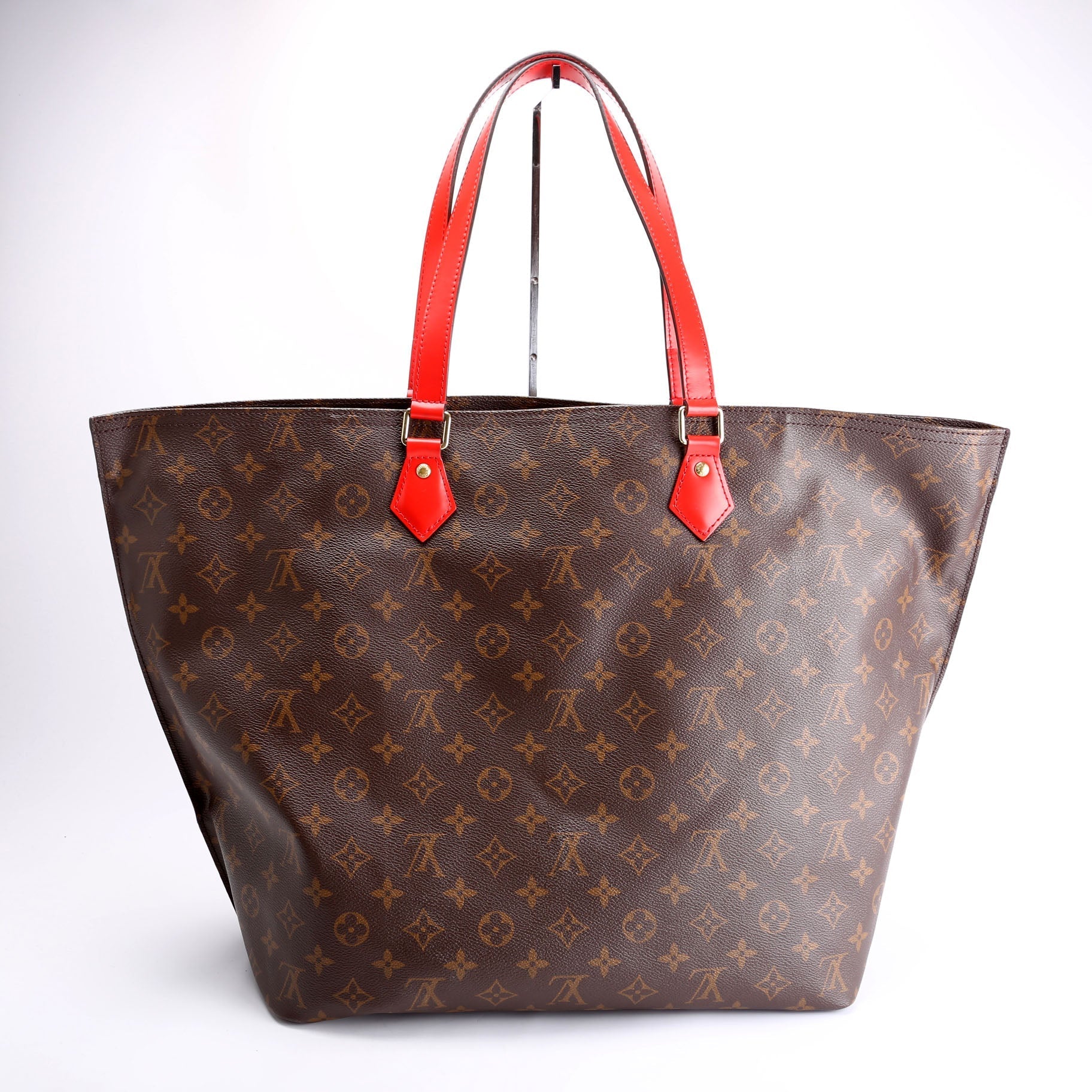 Louis Vuitton All- MM Monogram Brown Red Handbag