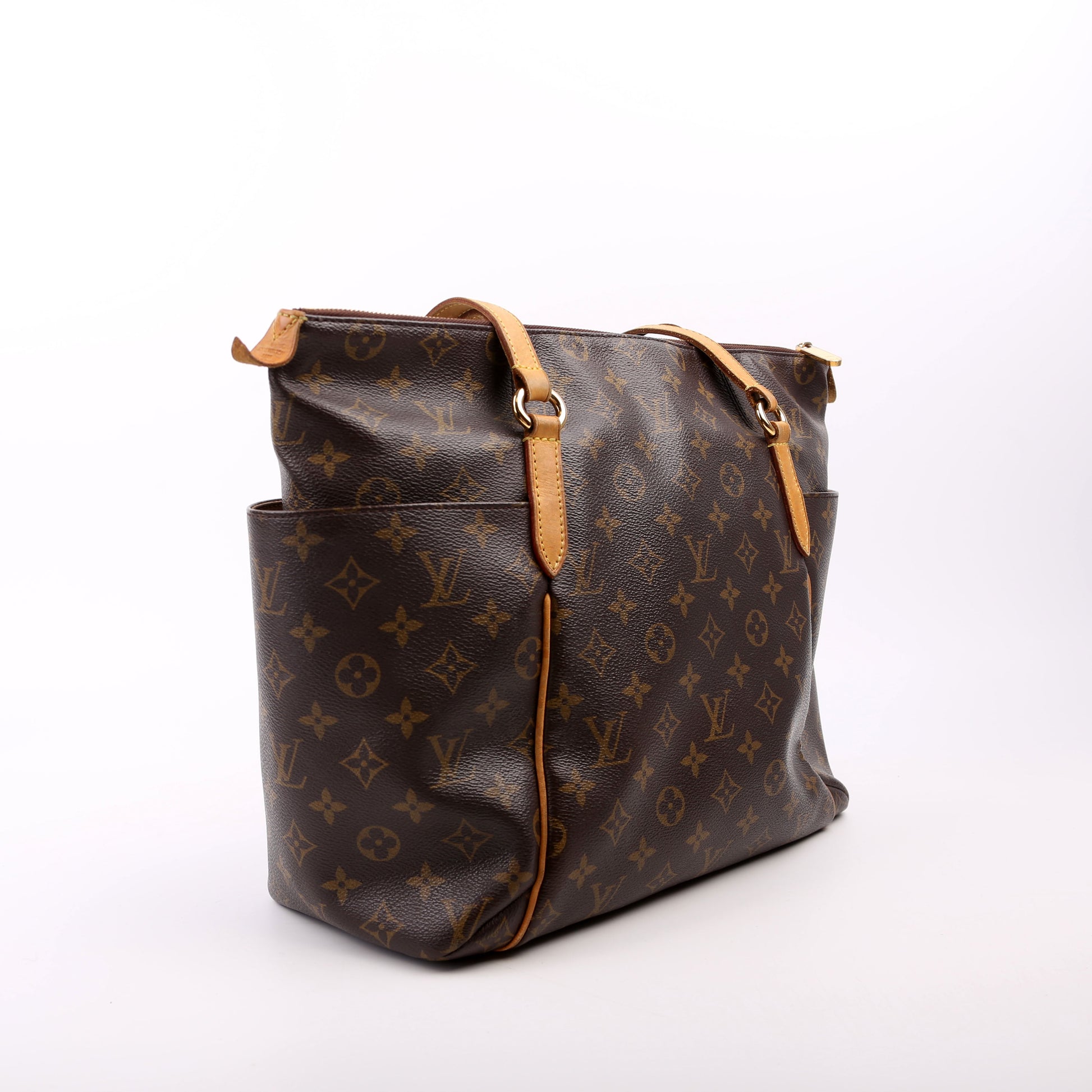 Louis Vuitton Totally Monogram MM Handbag Monogram 32