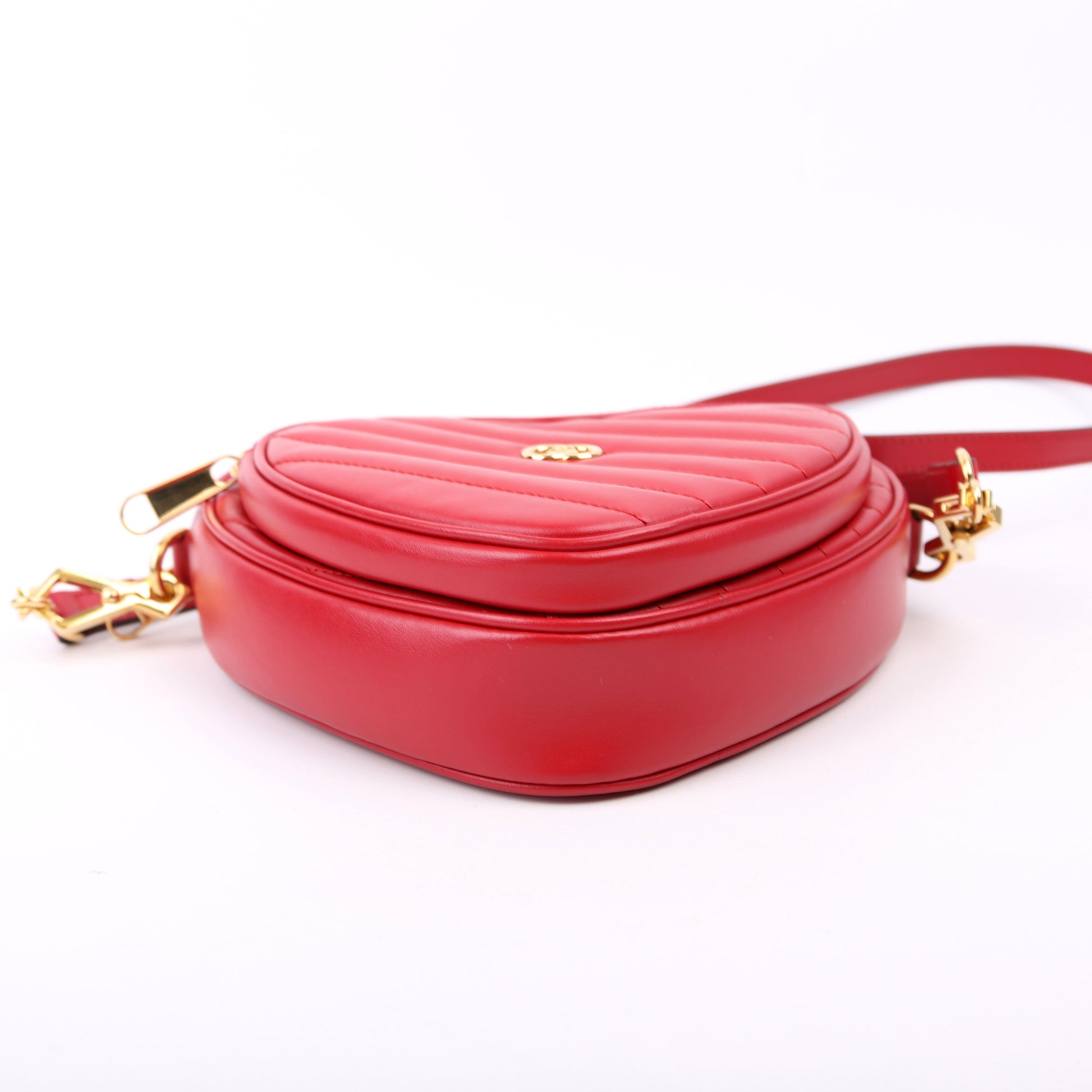 Gucci Interlocking Heart Bag Red Mini Travel Bag