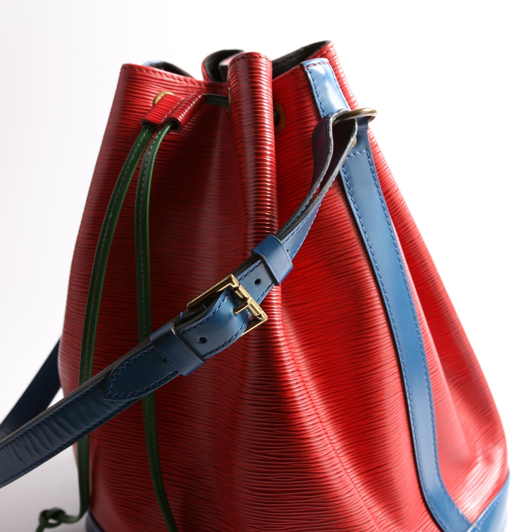 Louis Vuitton Noe Tri-Color Epi Multicolor Handbag
