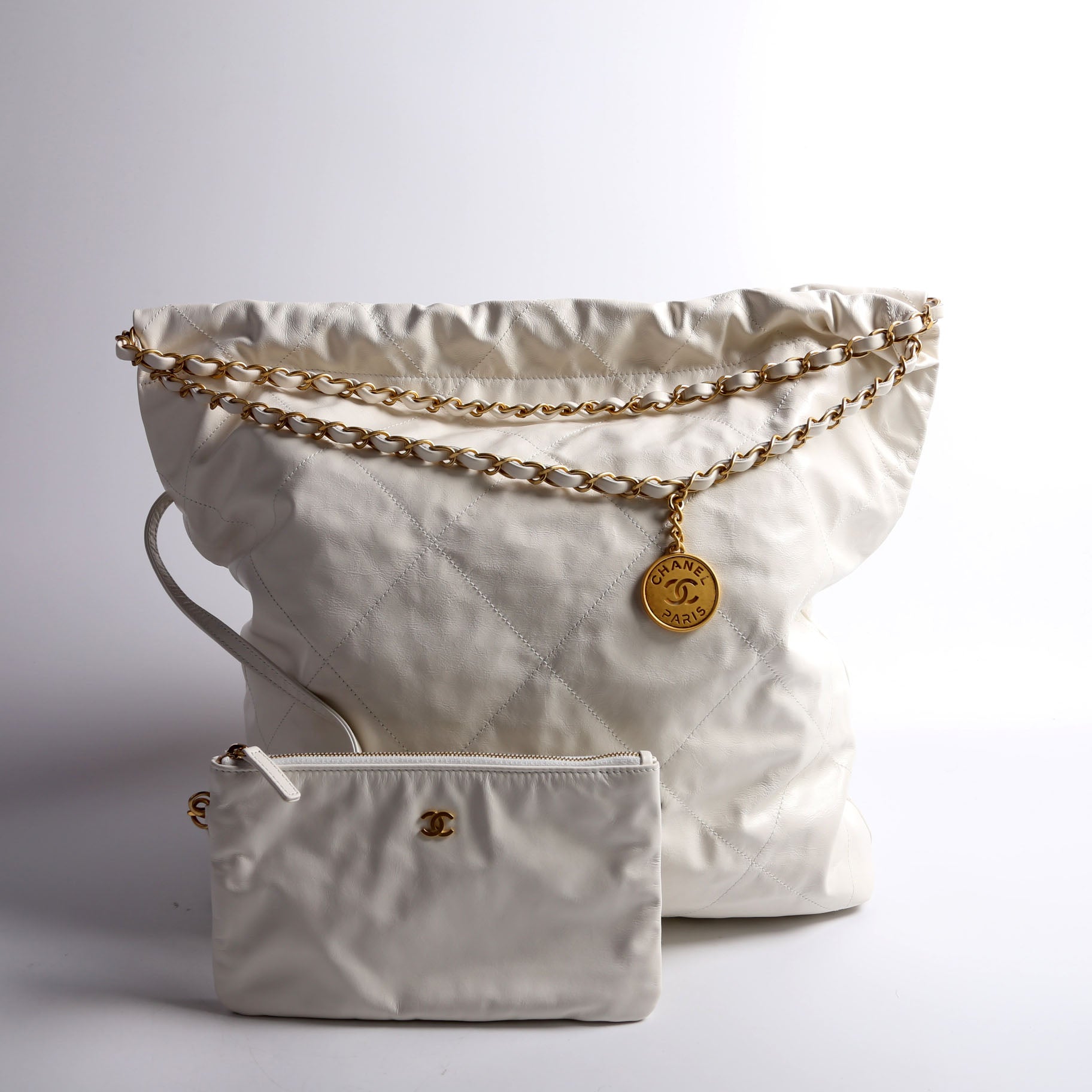 Chanel 22 Quilted Hobo White Shoulder Bag White 2
