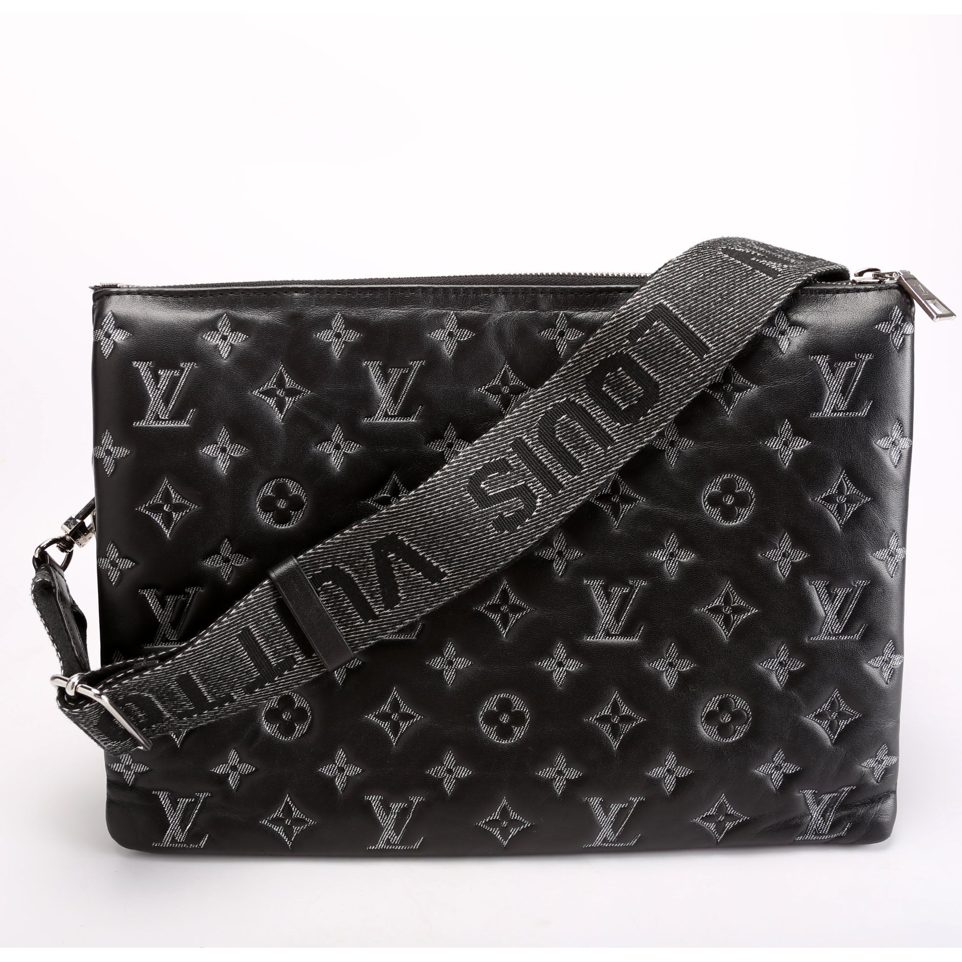 Louis Vuitton Coussin MM NV Denim Lambskin Handbag