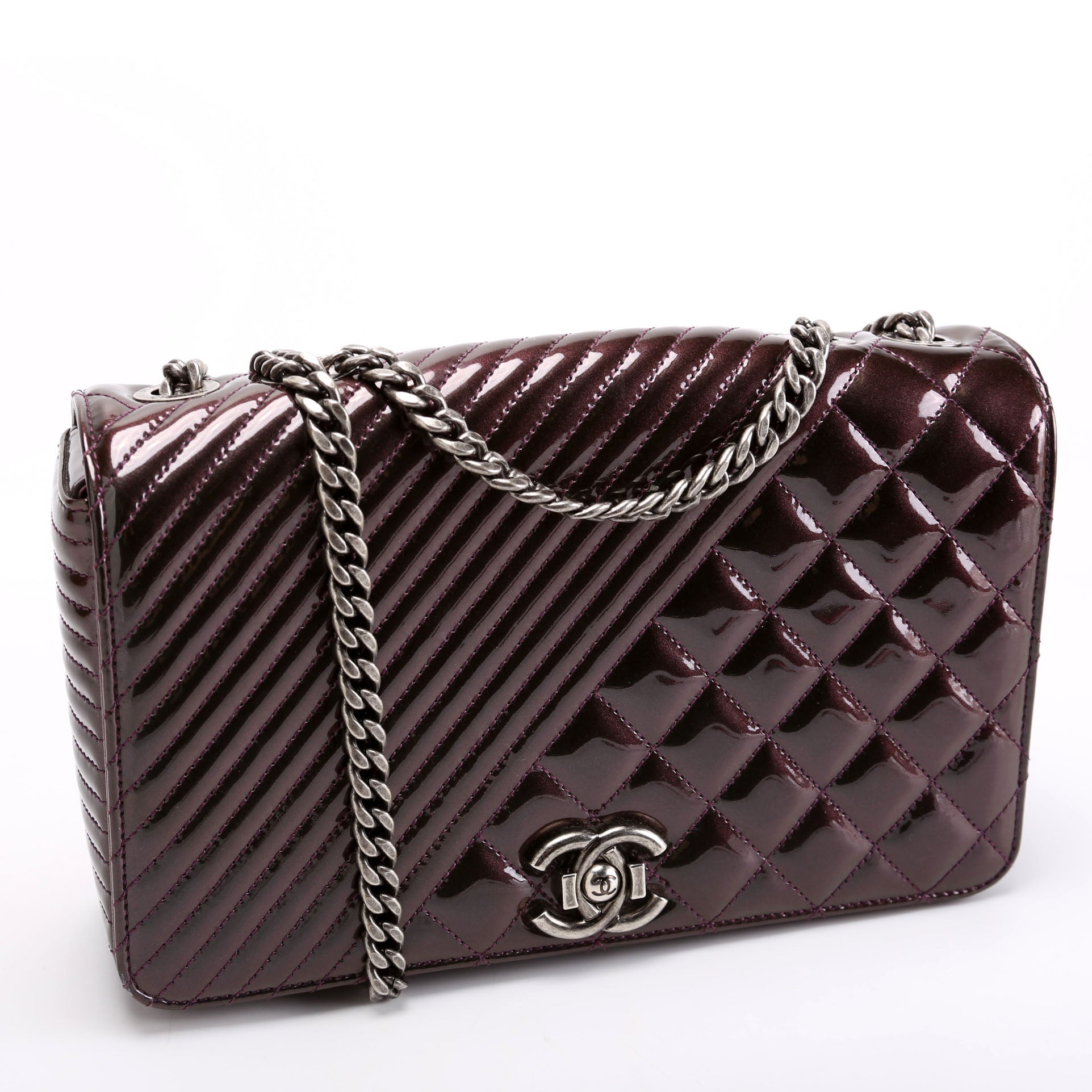 Chanel Coco Boy Flap Patent Iridescent 21M Handbag