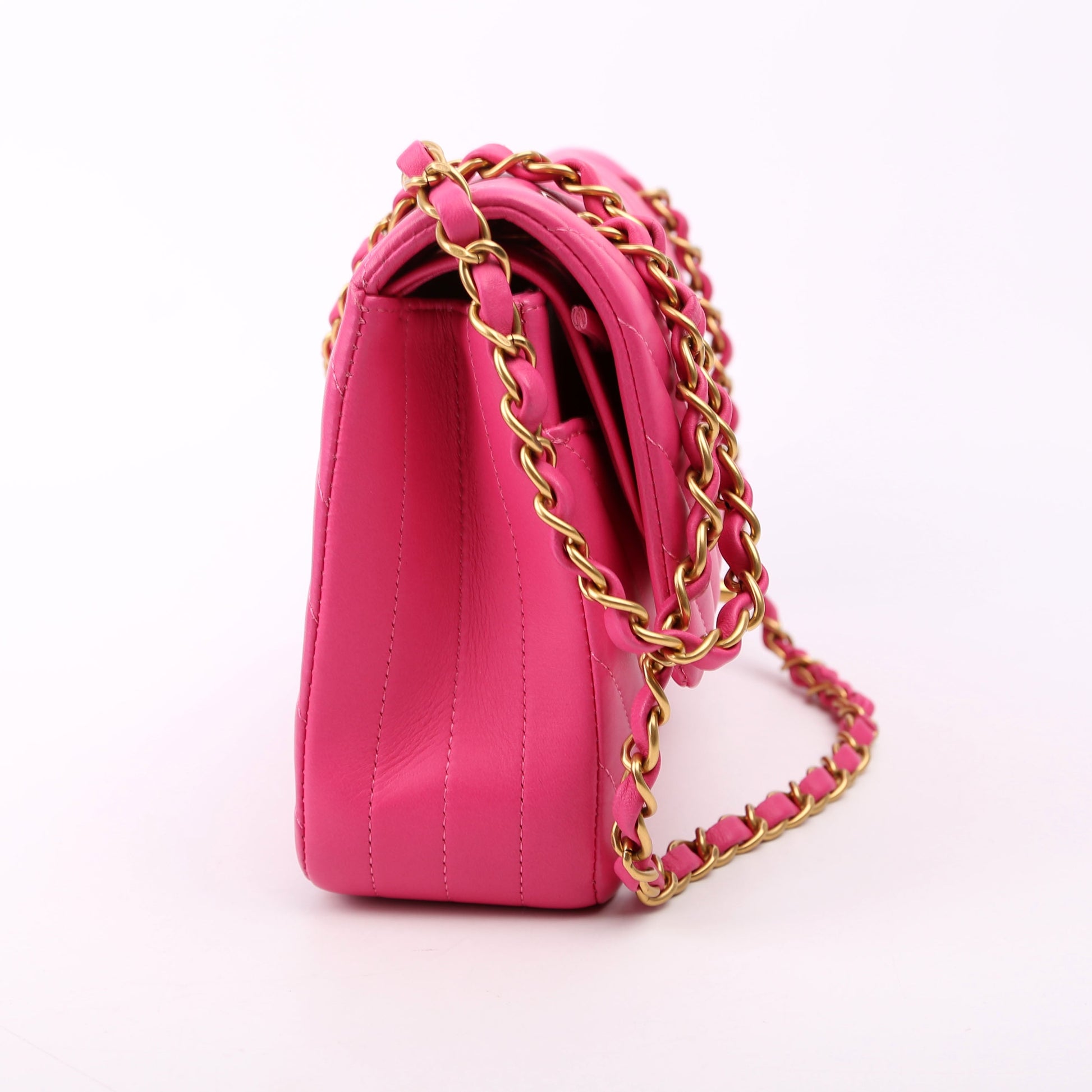 Chanel Classic Flap Chevron Lambskin 21M Pink Handbag