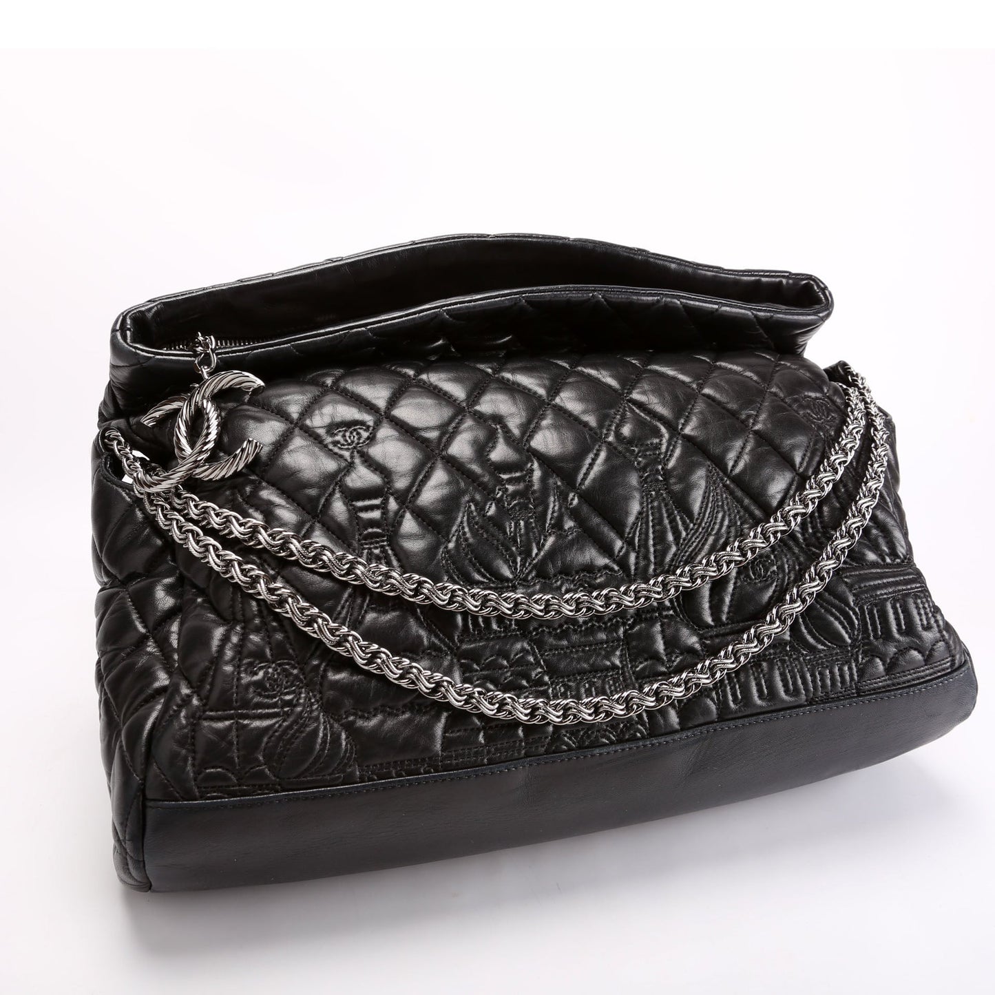 Chanel Paris-Moscow Square Kremlin Fold-Over Lambskin 12M Black Red Handbag