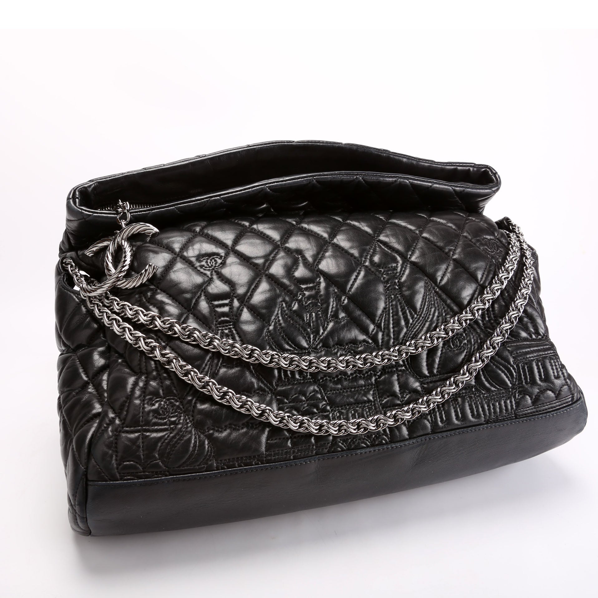 Chanel Paris-Moscow Square Kremlin Fold-Over Lambskin 12M Black Red Handbag