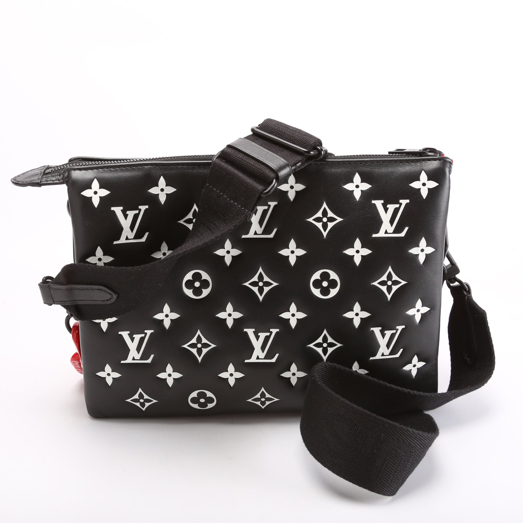 Louis Vuitton Coussin PM Lambskin Black Handbag Black 2