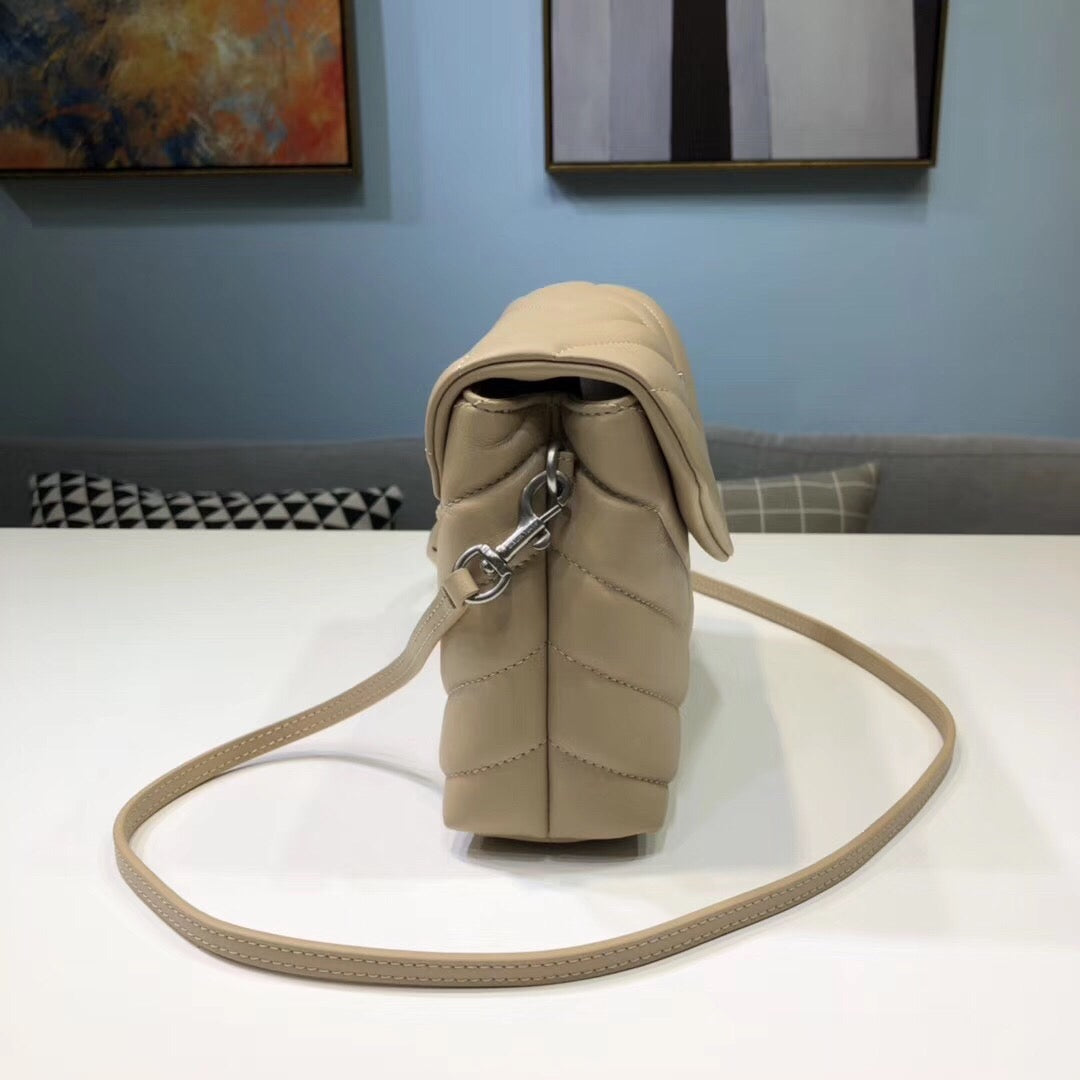 YSL Saint Laurent Loulou 7in 18cm White Mini Shoulder Bag 3