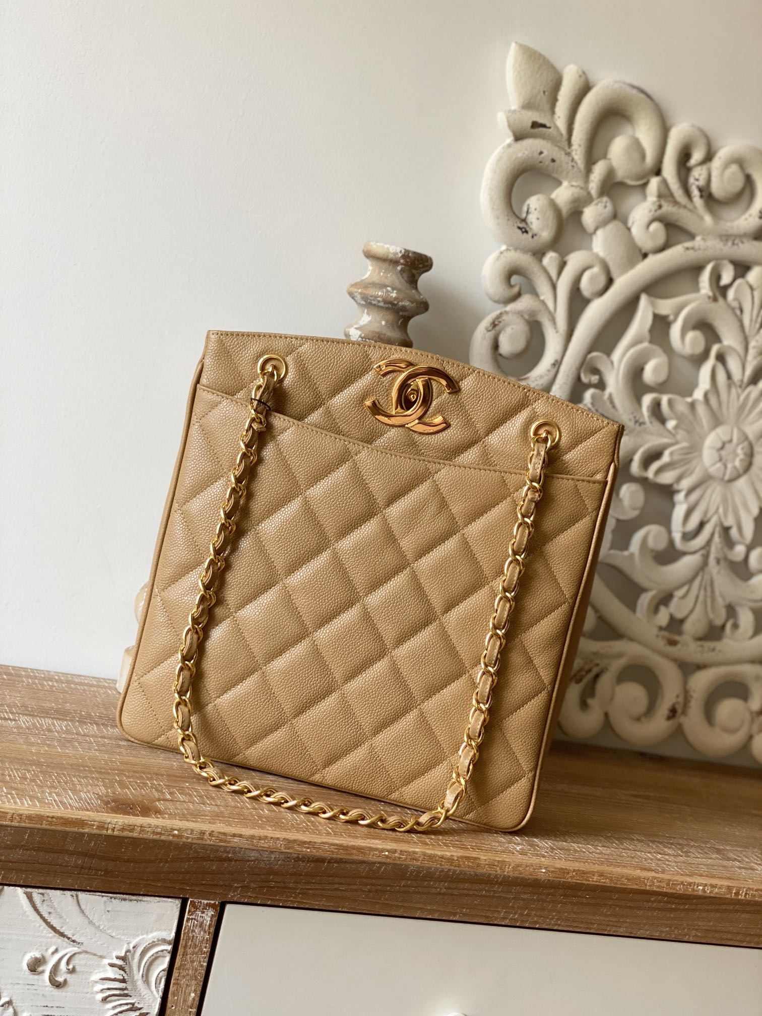CHL Caviar 28cm 11in Quilted Beige Large Tote Bag