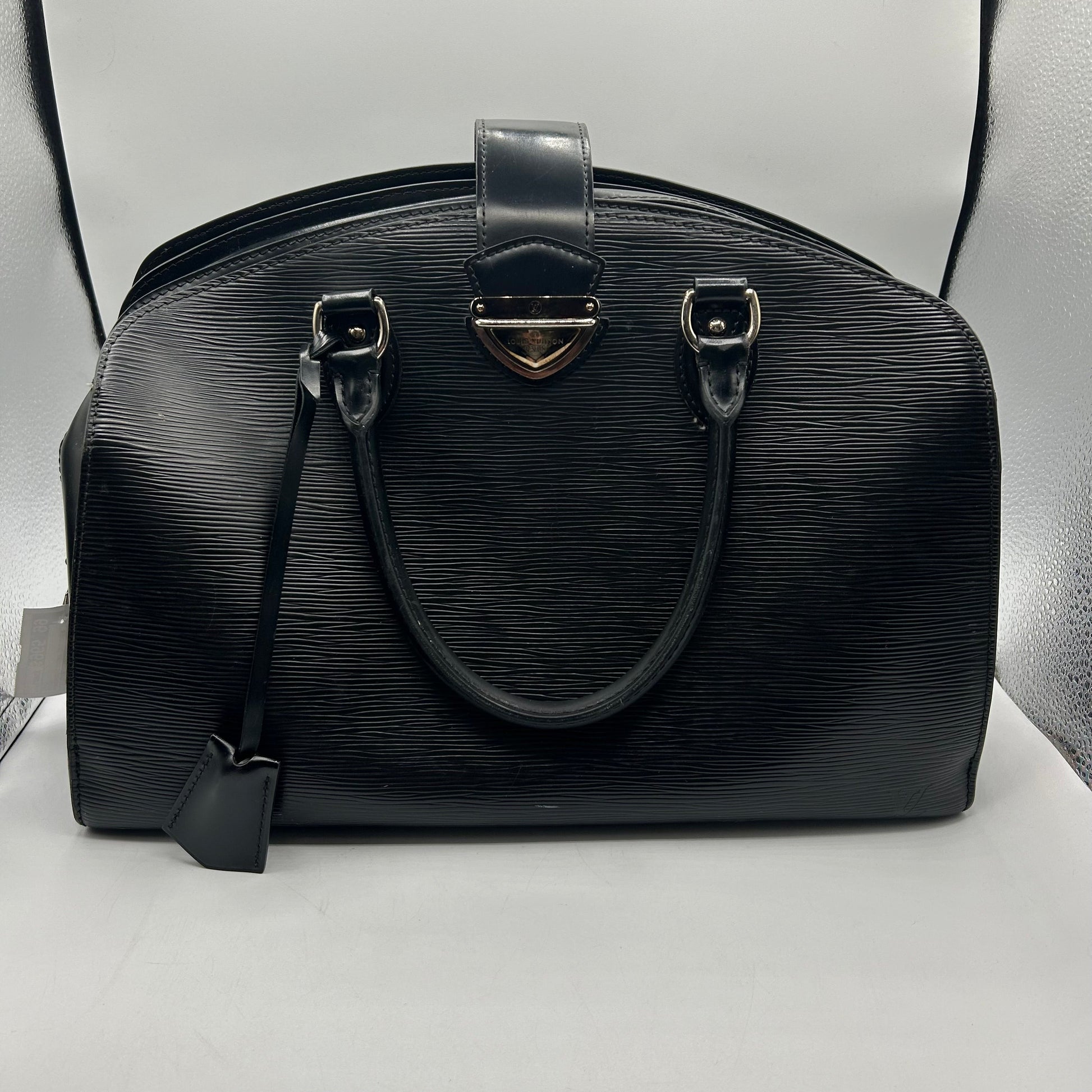 HandBag Luxury Designer Louis Vuitton, Size Large