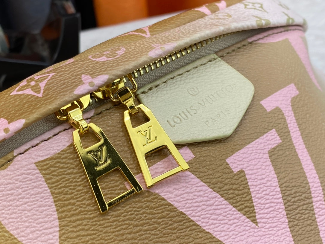 EN - Luxury LUV 827 Travel Bag