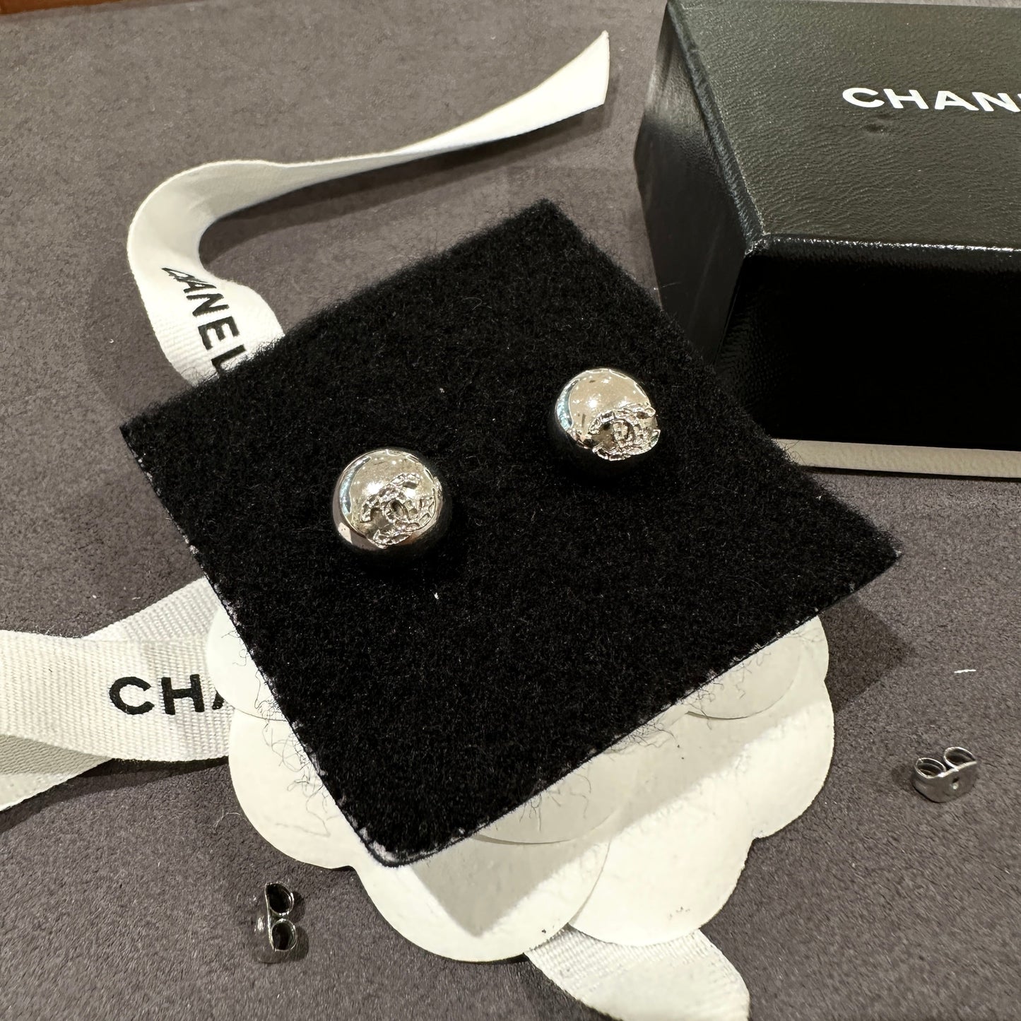 Chanel   earrings