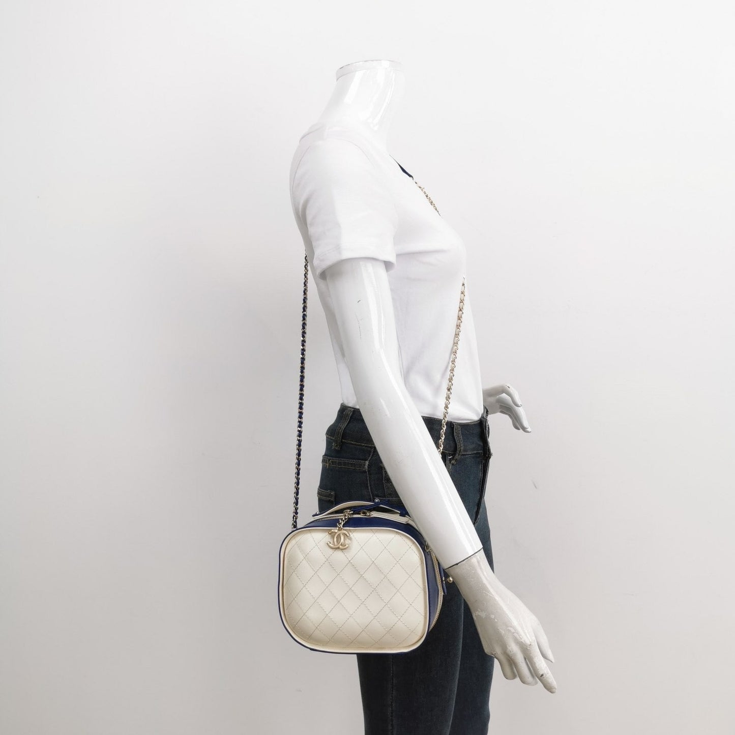 Chanel Crumpled Calfskin Vanity White Blue Small Crossbody Bag
