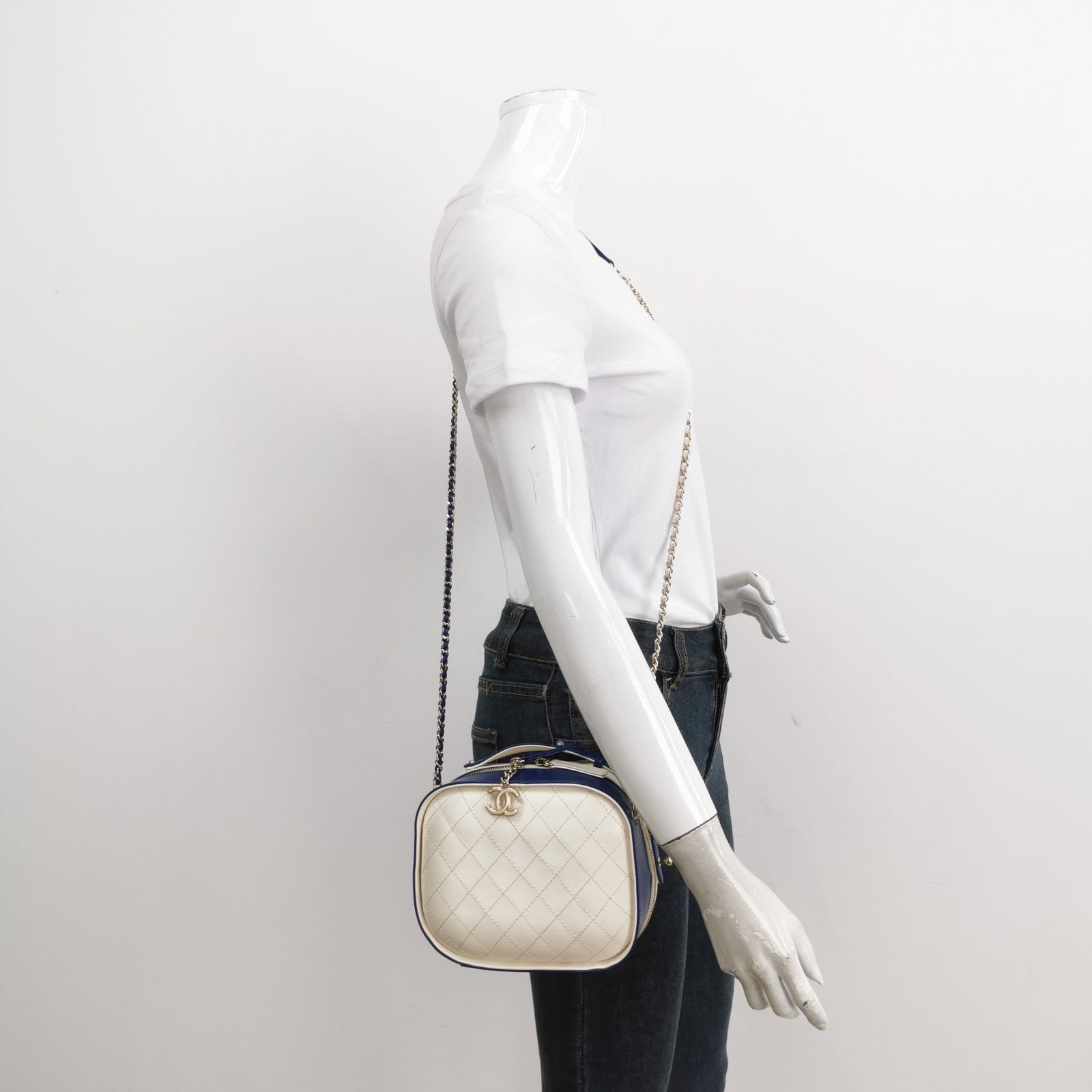 Chanel Crumpled Calfskin Vanity White Blue Small Crossbody Bag