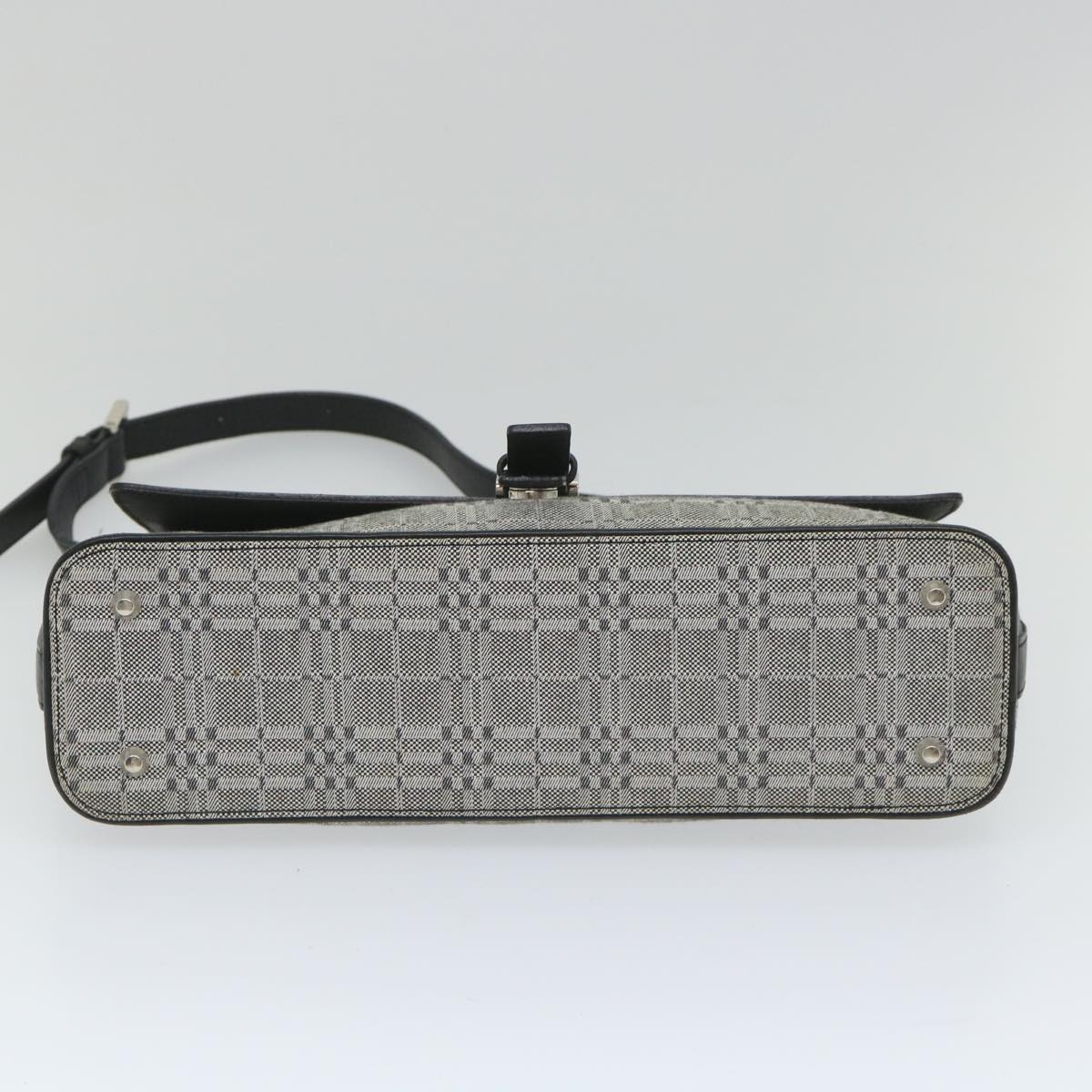 Burberry Luxury Shoulder Bag Shoulder Bag 37