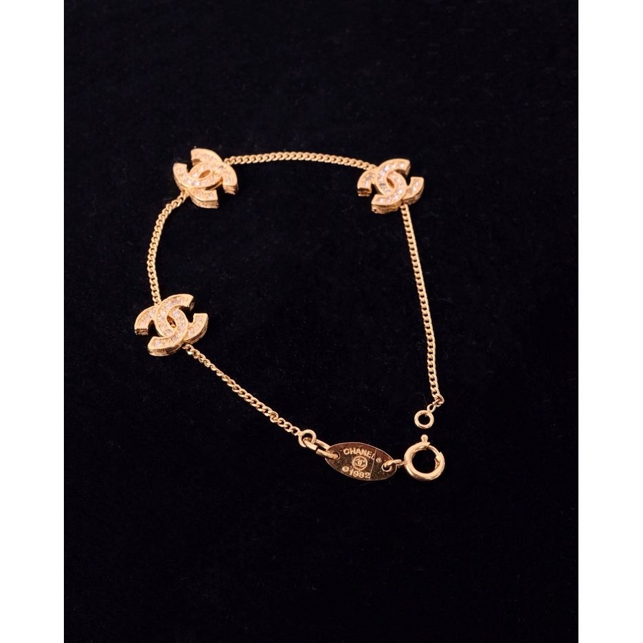 Chanel   CC bracelet