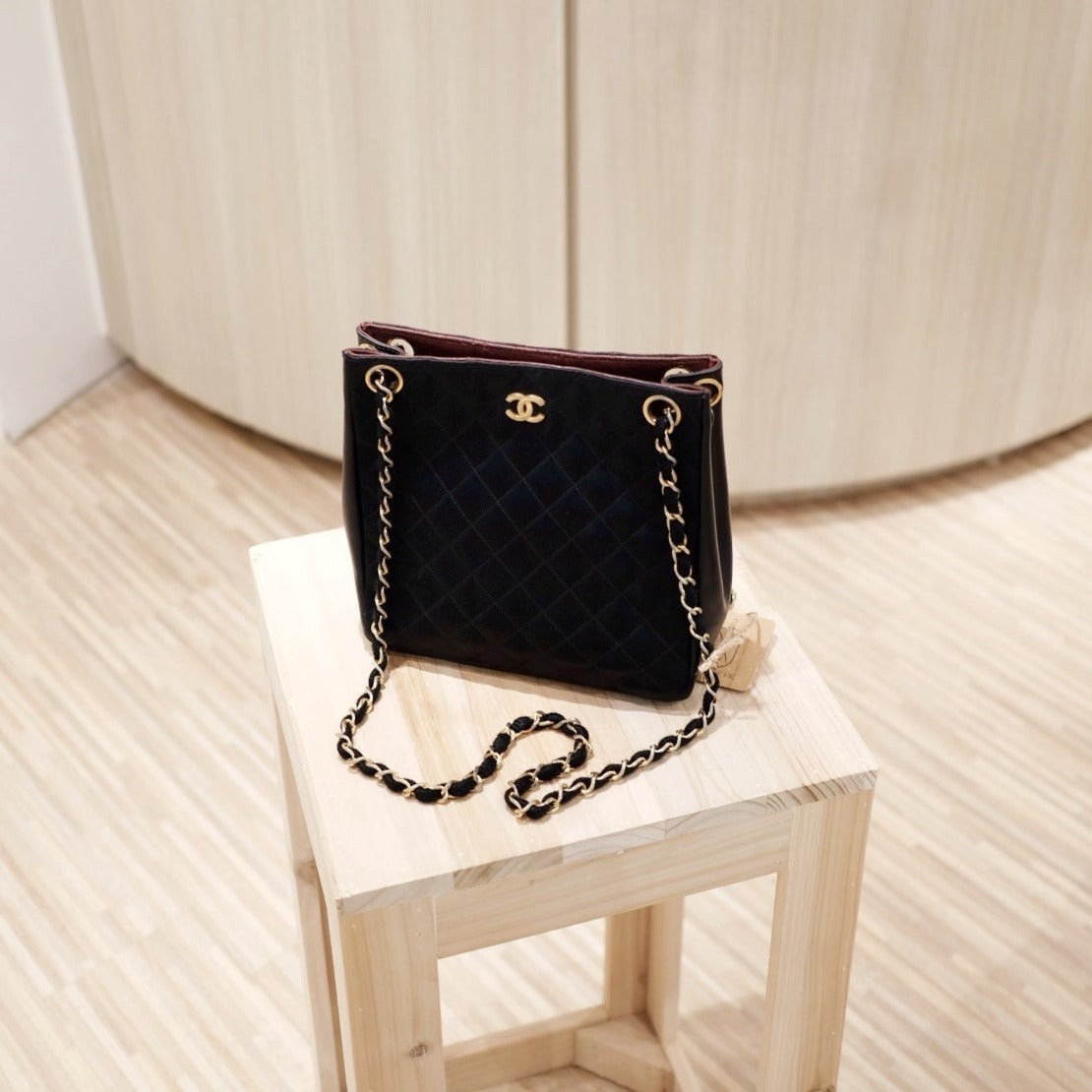 Chanel   shoulder bag