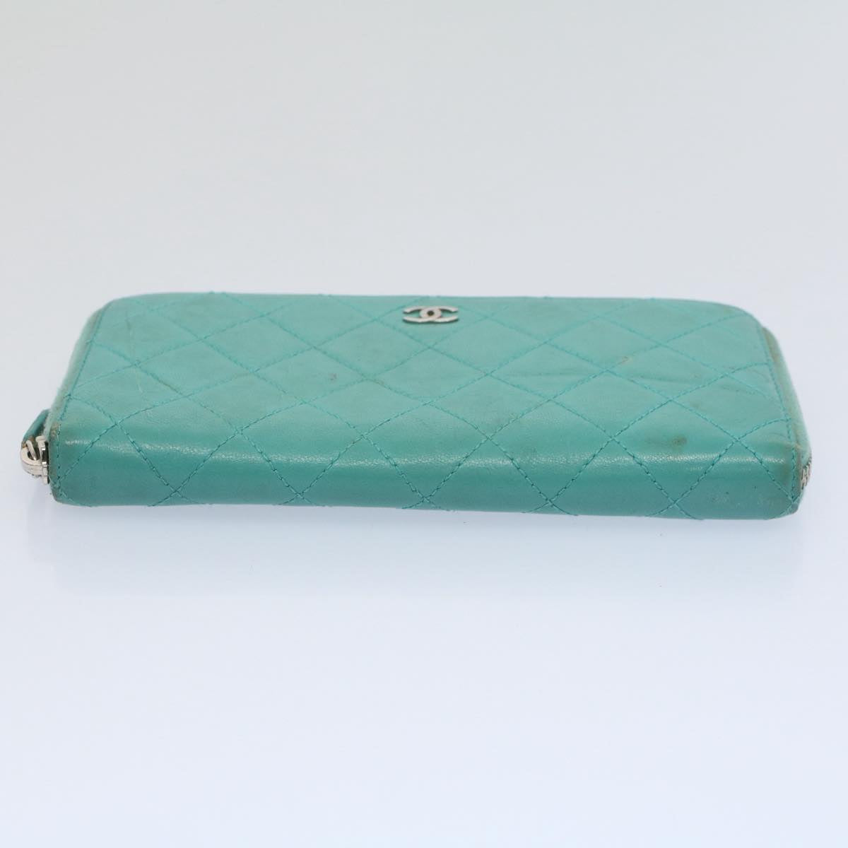 CHANEL Matelasse Wallet