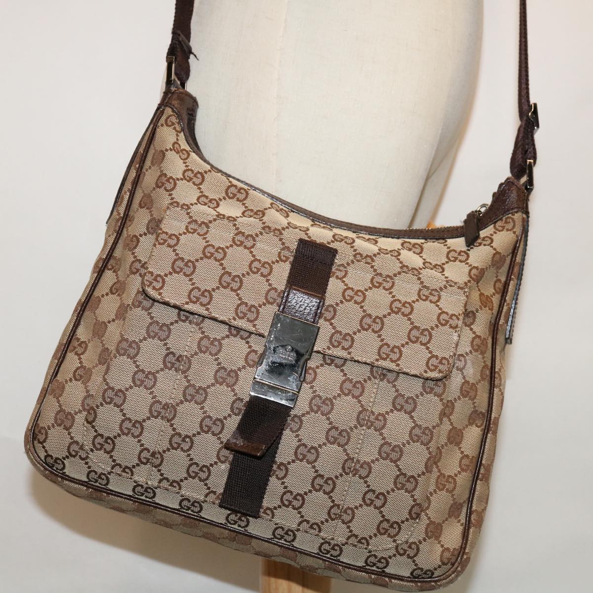Gucci Gg Canvas Brown Canvas Shoulder Bag
