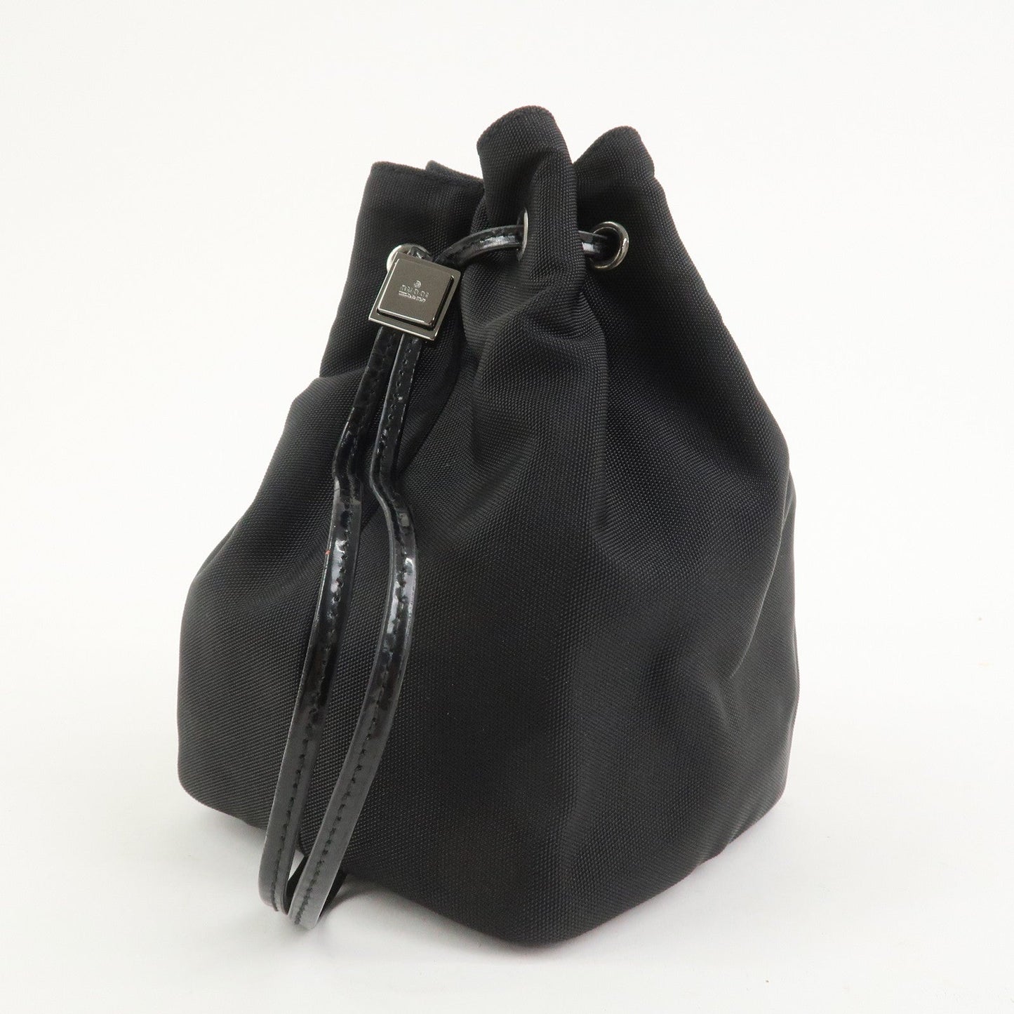 GUCCI Nylon Patent Leather Cosmetic Pouch Hand Bag Black 390?0973