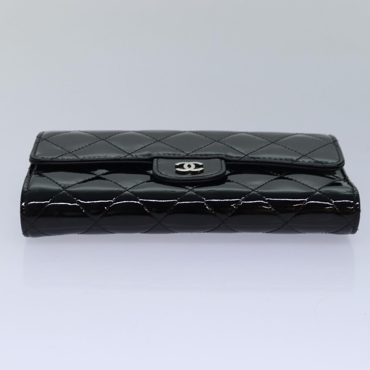 CHANEL Matelasse Wallet
