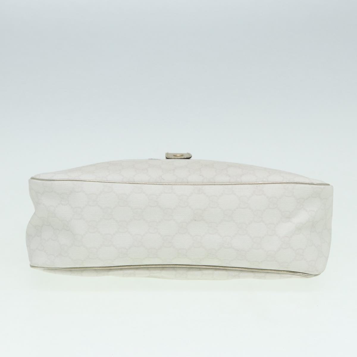 Gucci Supreme Shoulder Bag Gg 21