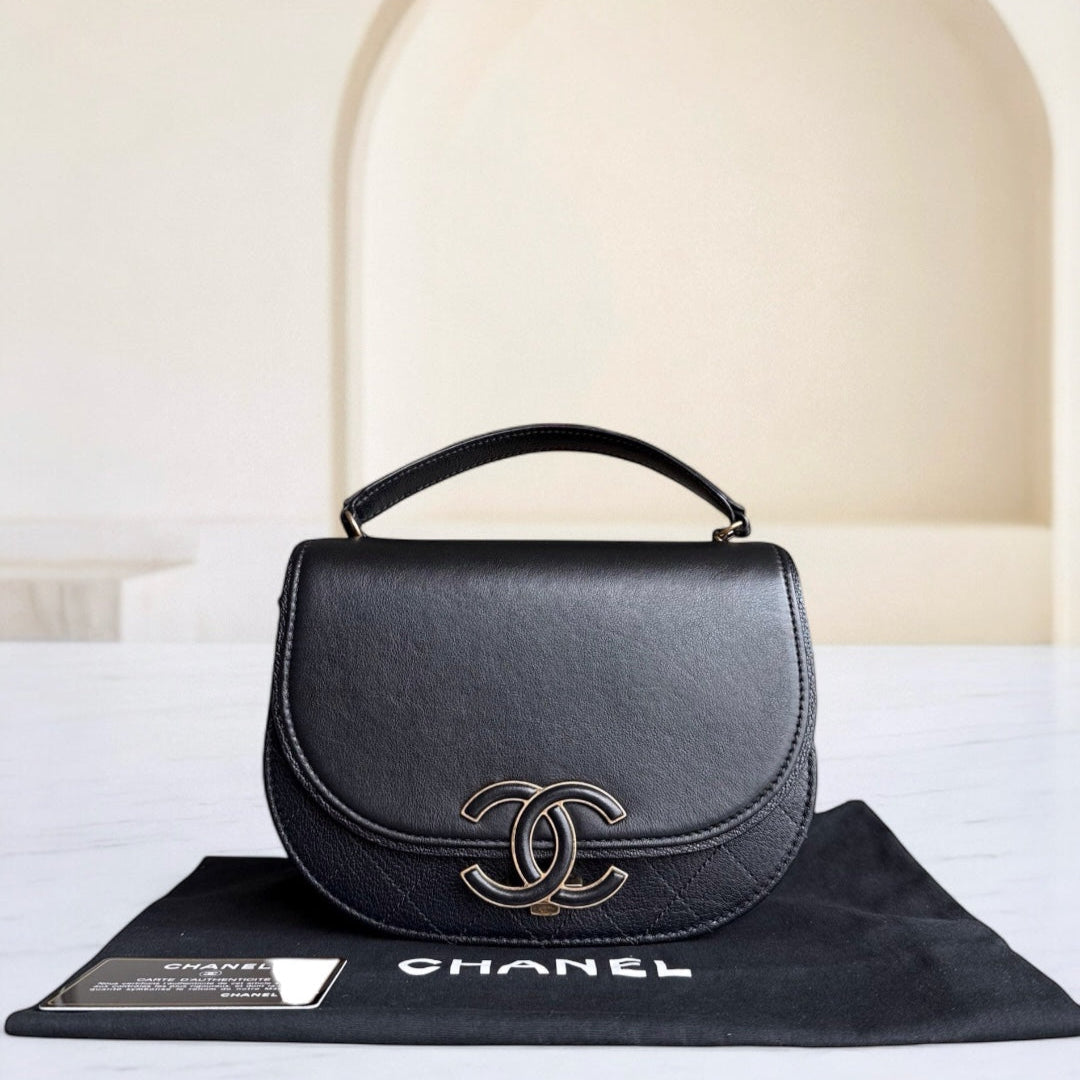 Chanel Coco Curve Flap Bag - Black Quilted Calfskin Gold Hardware Series 24