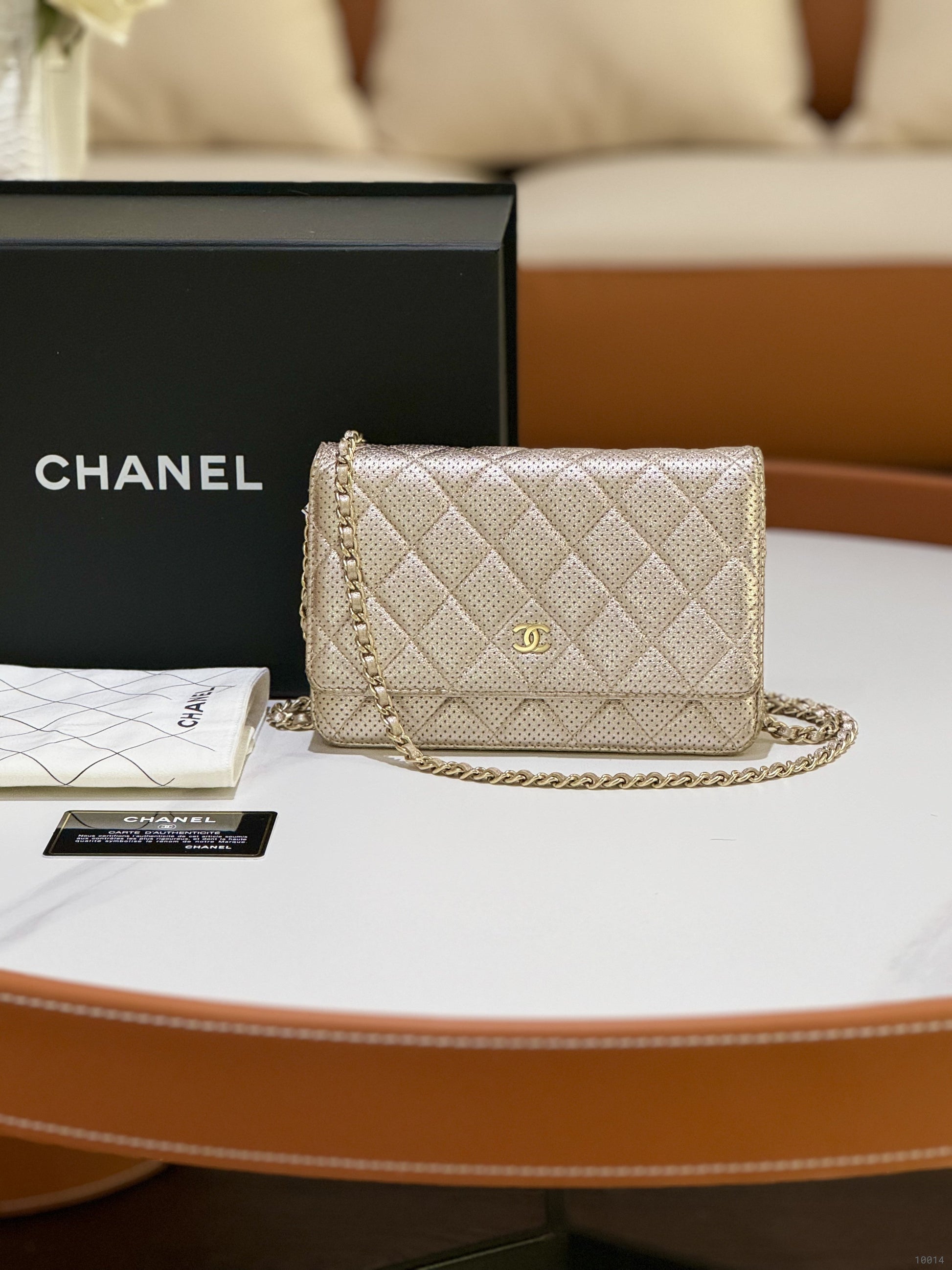 CHANEL WALLET ON CHAIN CHAMPAGNE