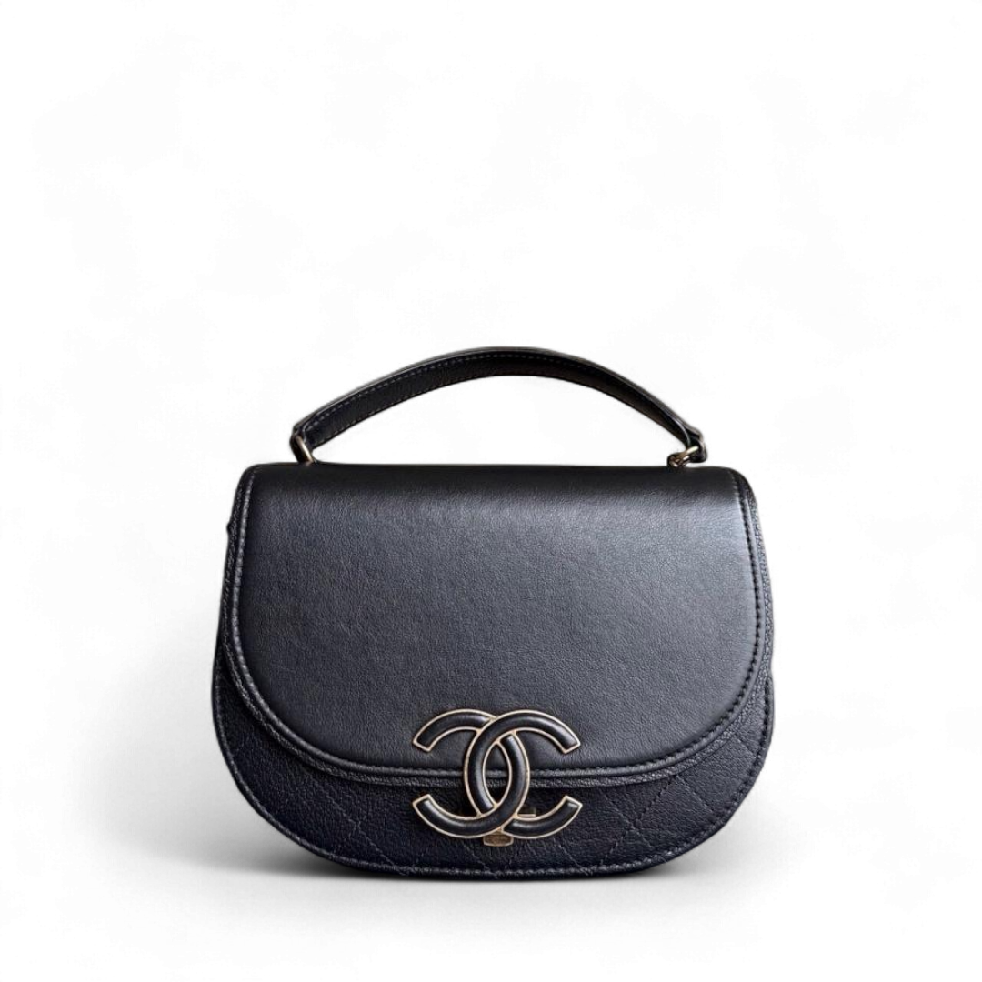 Chanel Coco Curve Flap Bag - Black Quilted Calfskin Gold Hardware Series 24