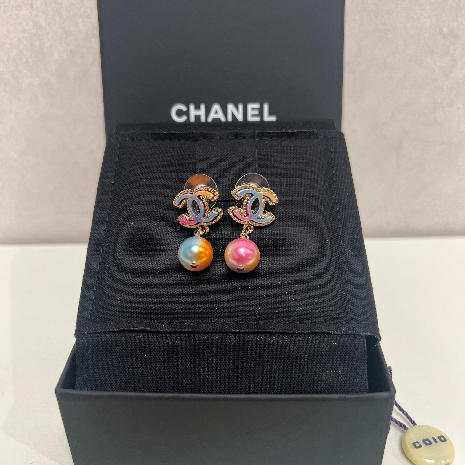 CHANEL