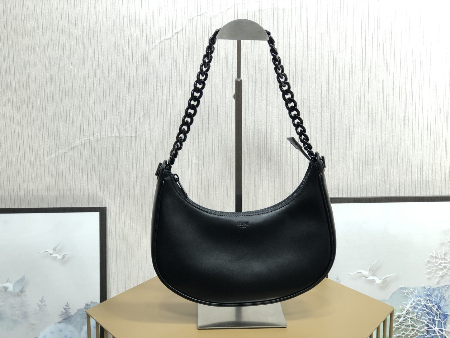 Top Quality Metop Qualityum Ava For Women Black Chain Travel Bag